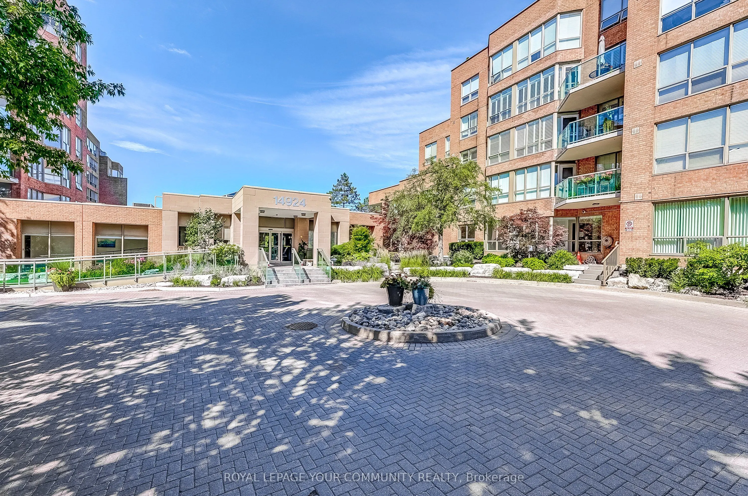 14924 Yonge Street S, #604
