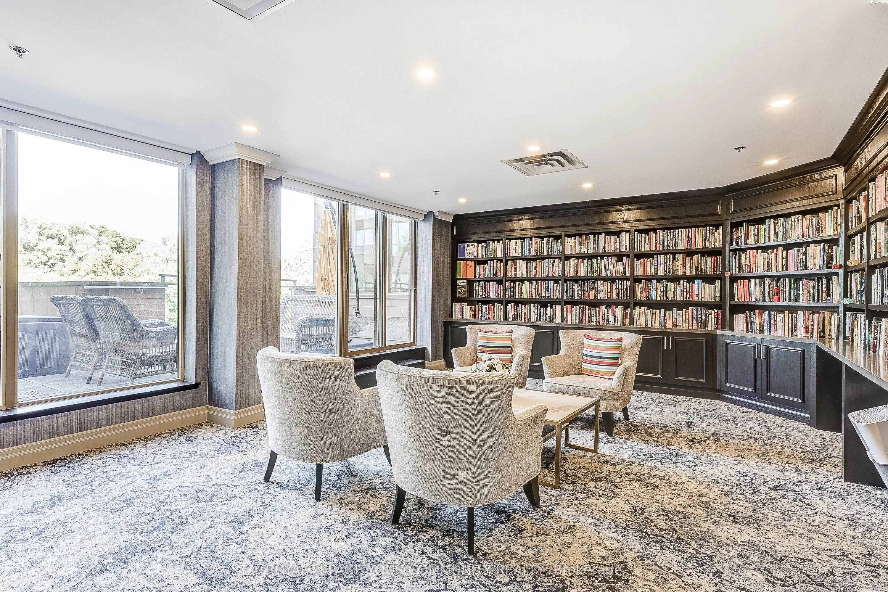 14924 Yonge Street S, #604