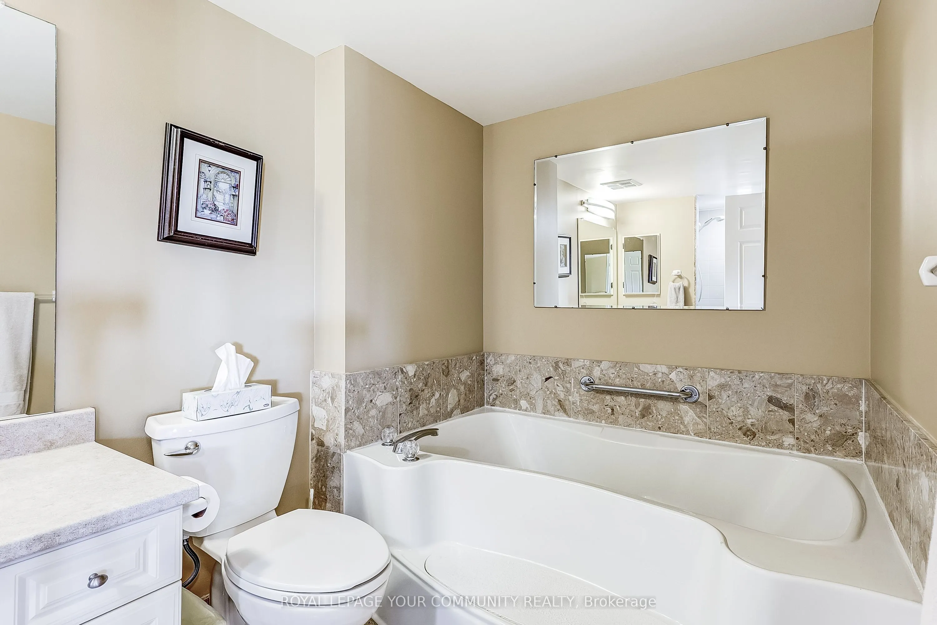 14924 Yonge Street S, #604