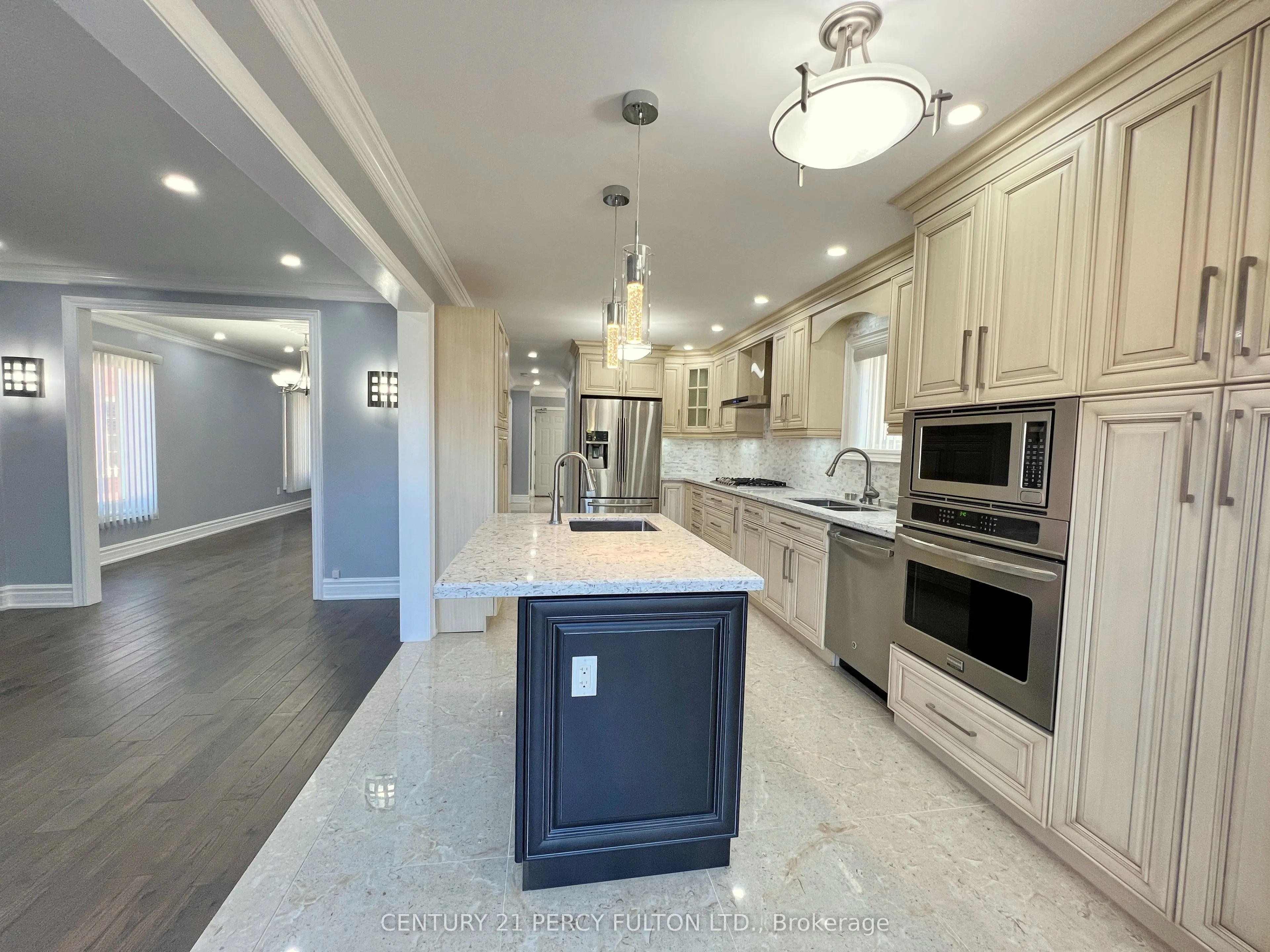 63 Mindy Crescent, #Upper