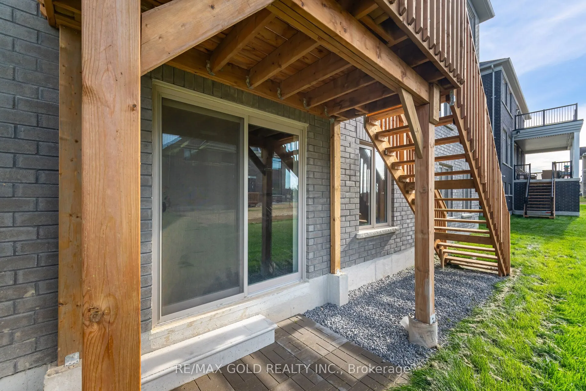 4 Elderberry Way