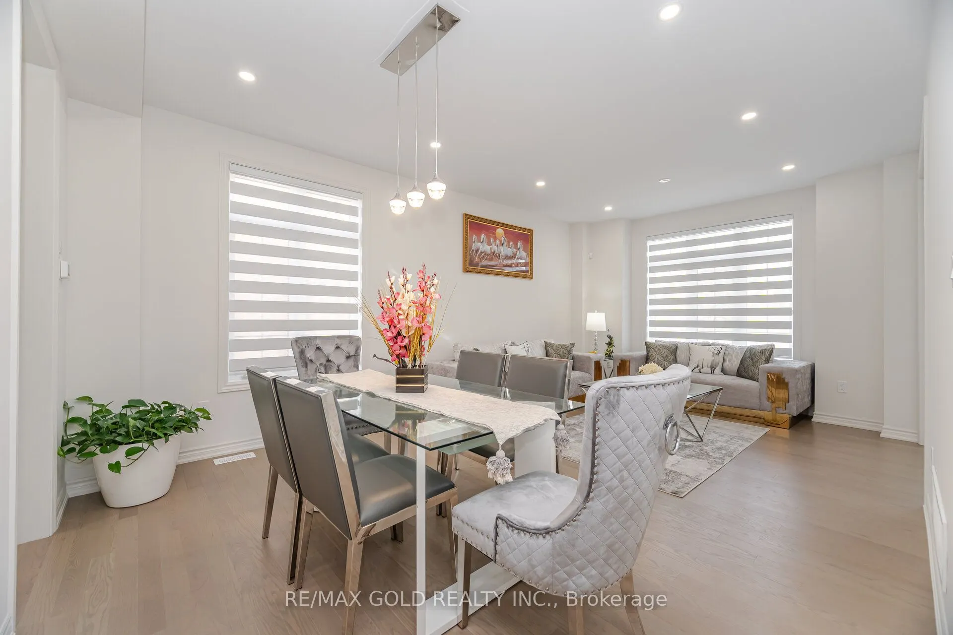4 Elderberry Way