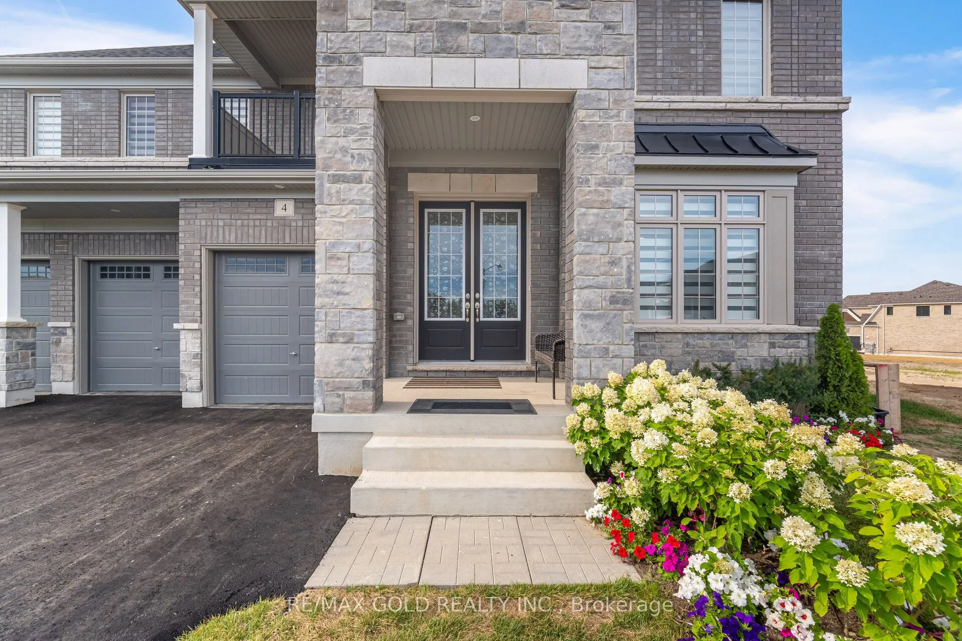 4 Elderberry Way