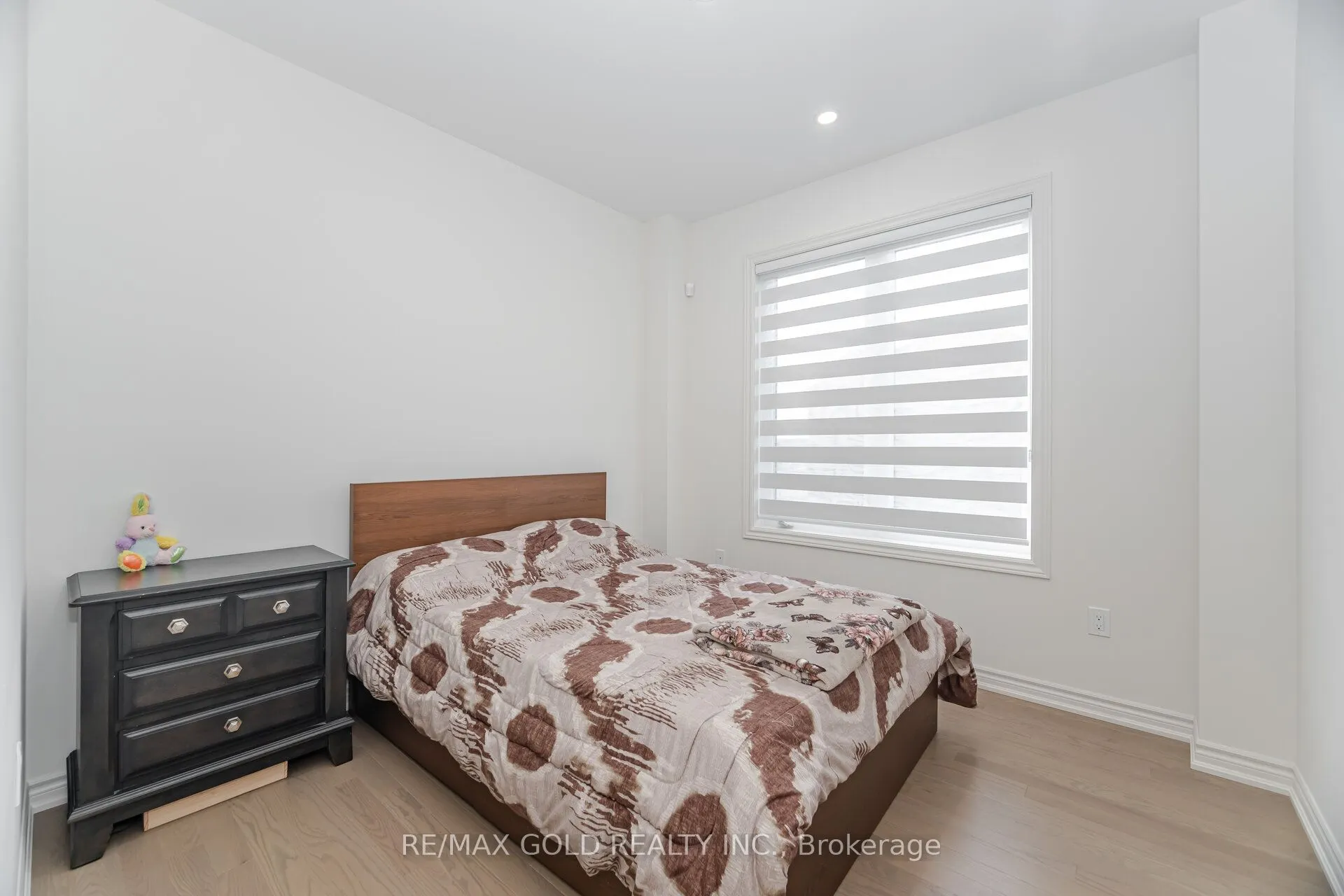 4 Elderberry Way