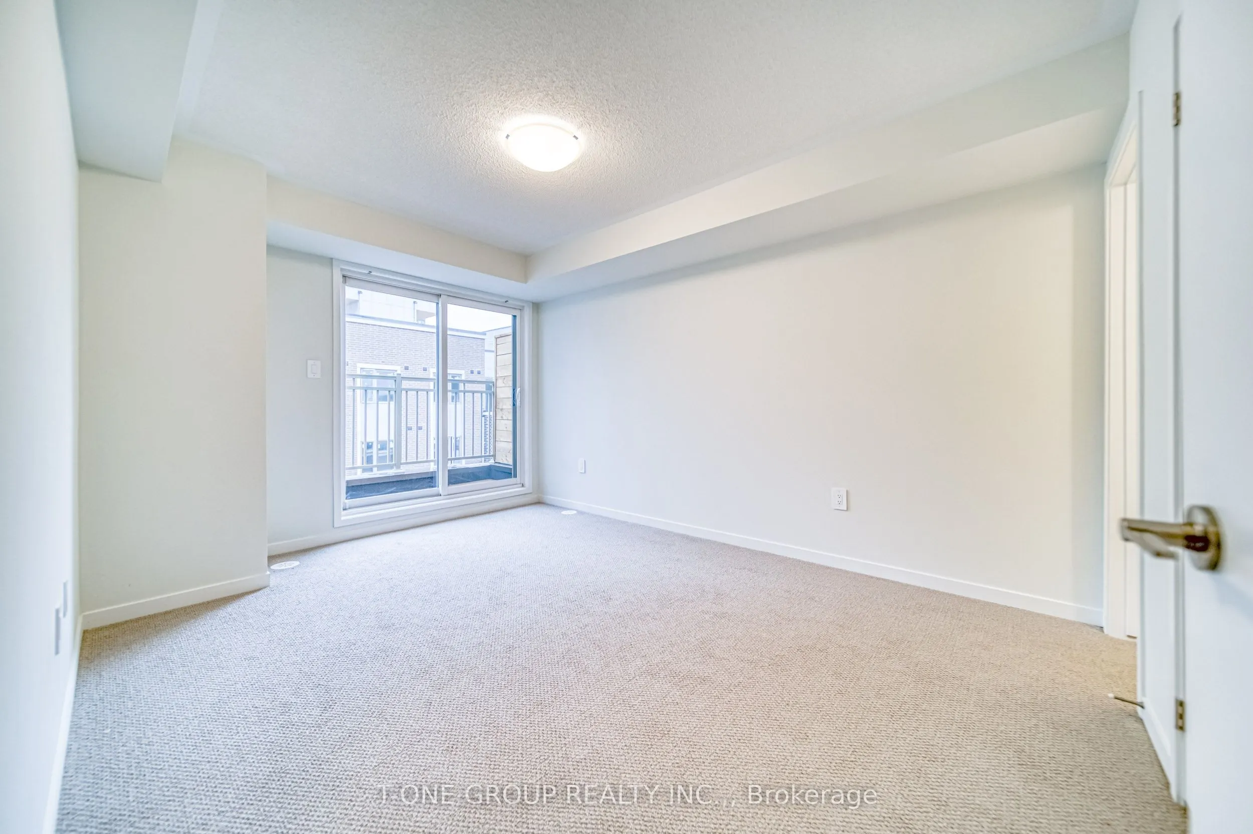 21 Honeycrisp Crescent, #46