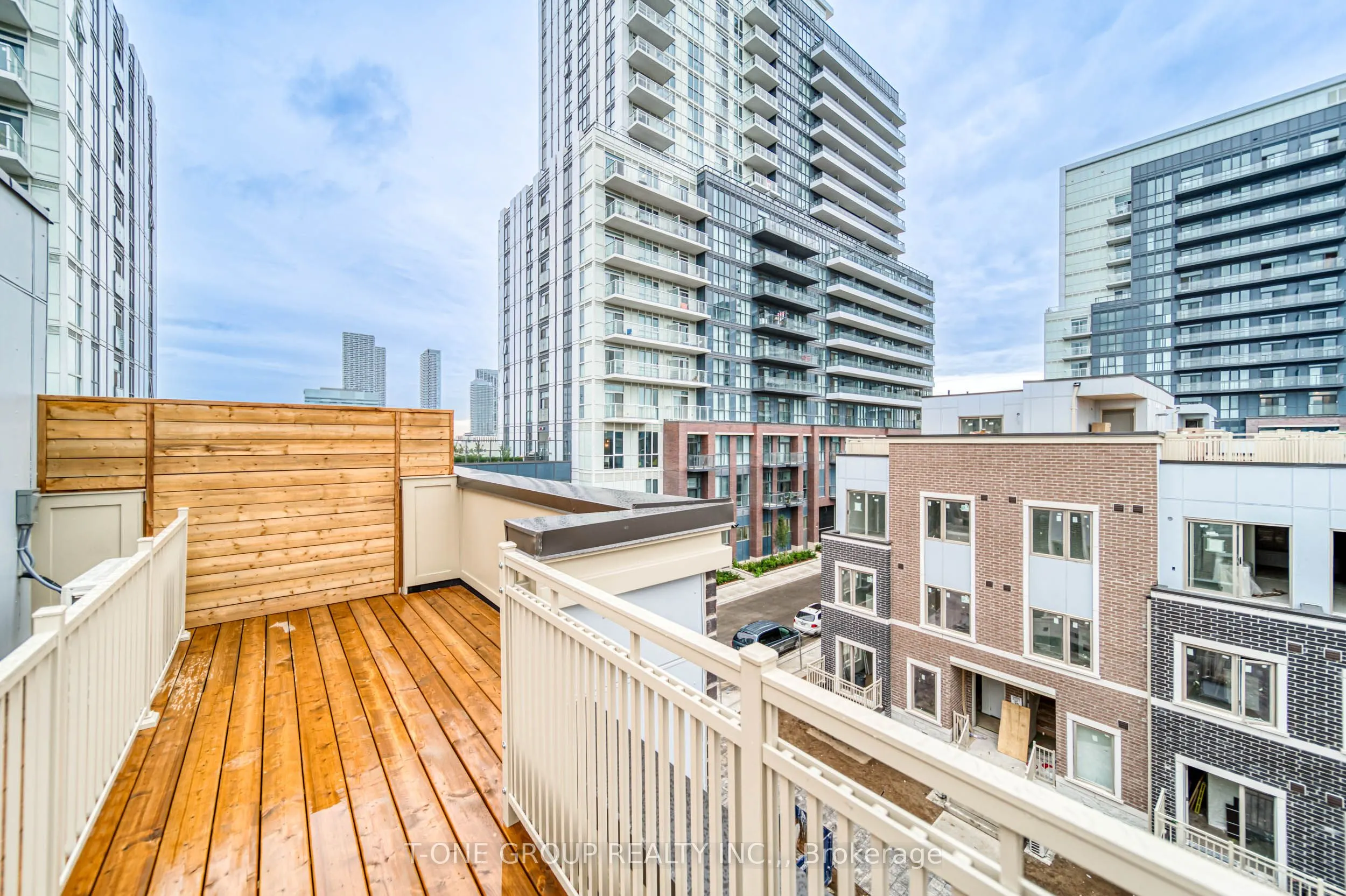 21 Honeycrisp Crescent, #46
