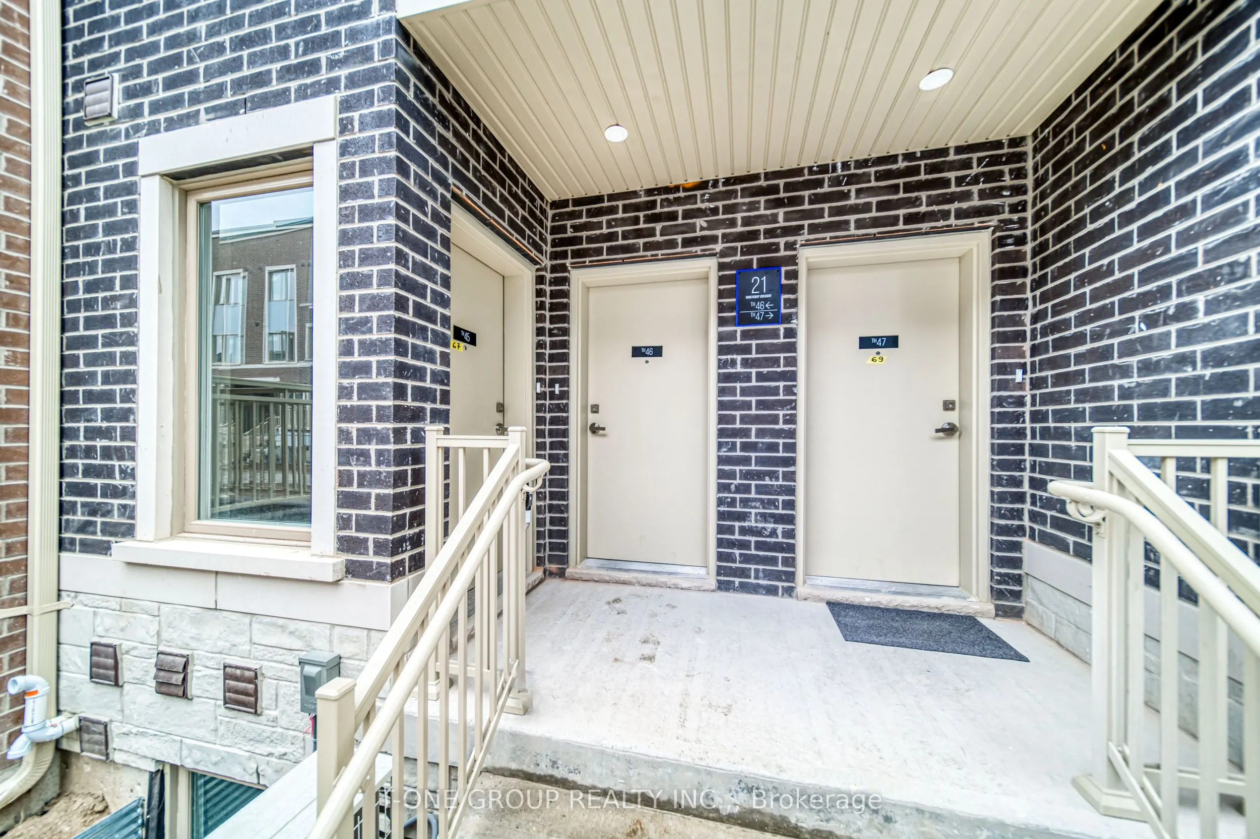 21 Honeycrisp Crescent, #46