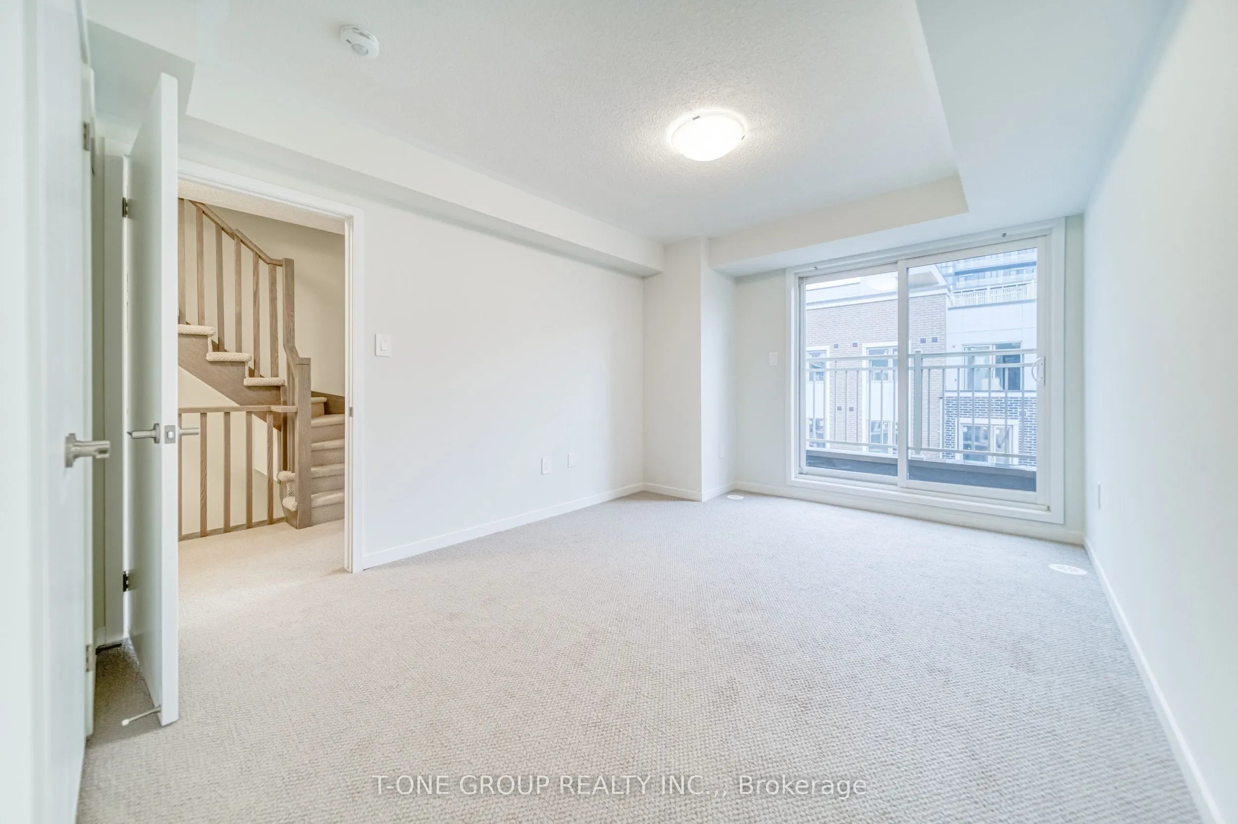 21 Honeycrisp Crescent, #46