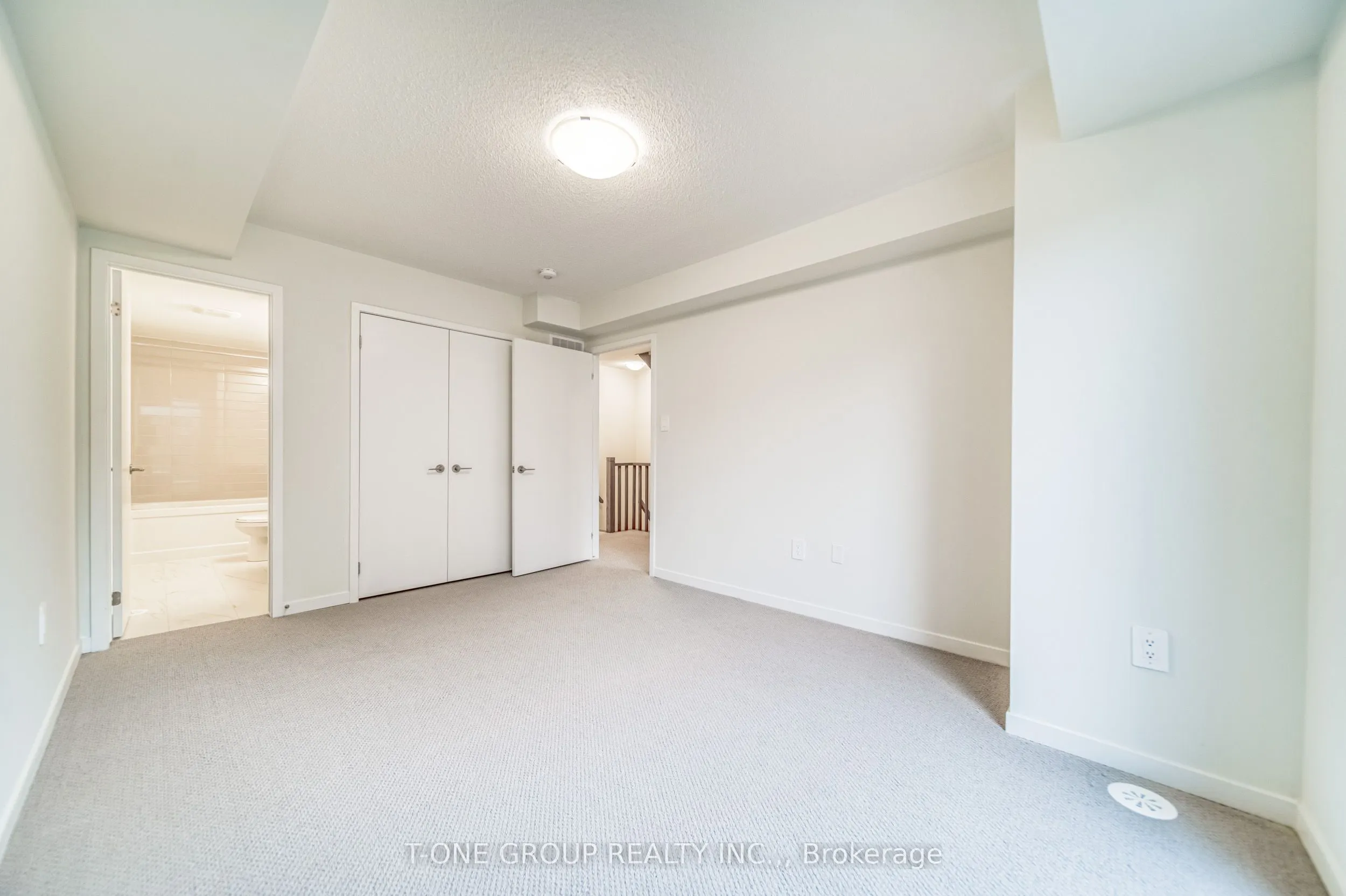 21 Honeycrisp Crescent, #46