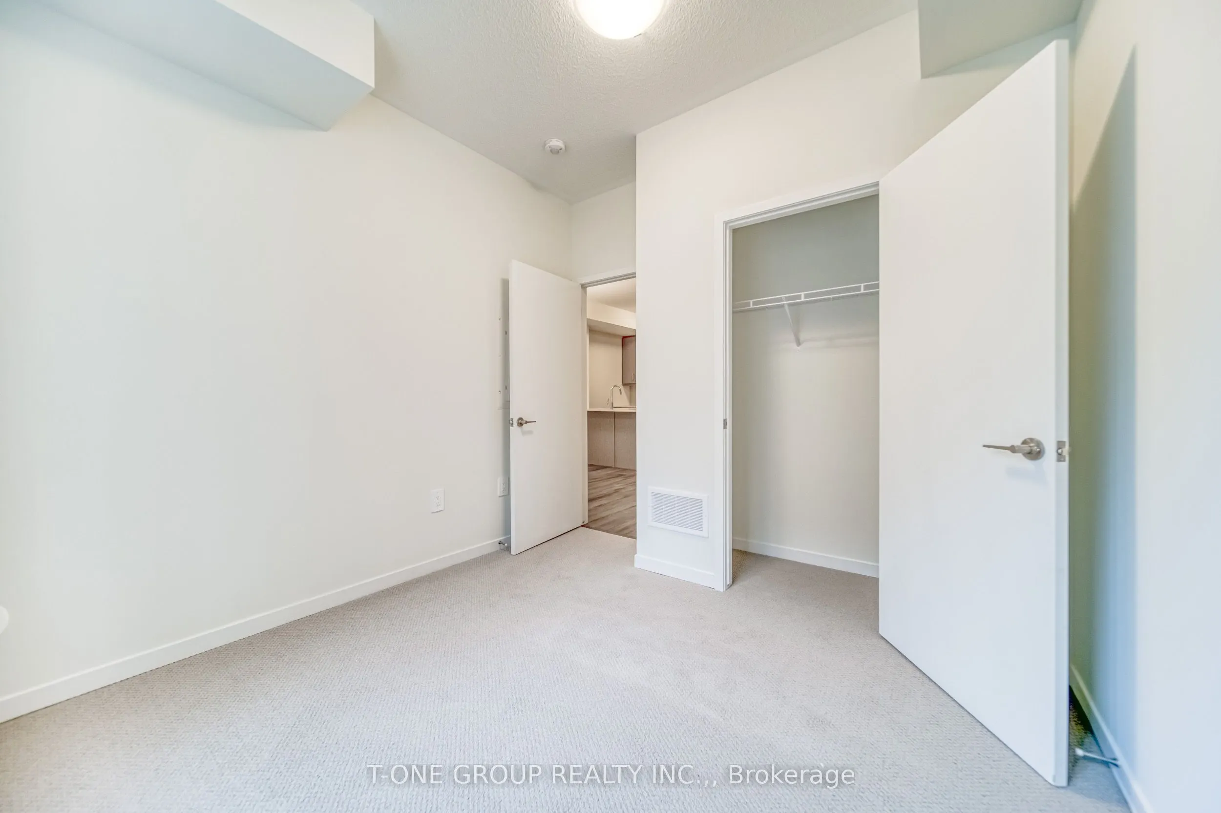 21 Honeycrisp Crescent, #46