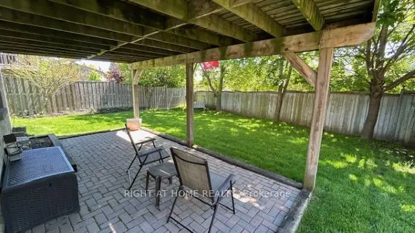 39 Aranka Court