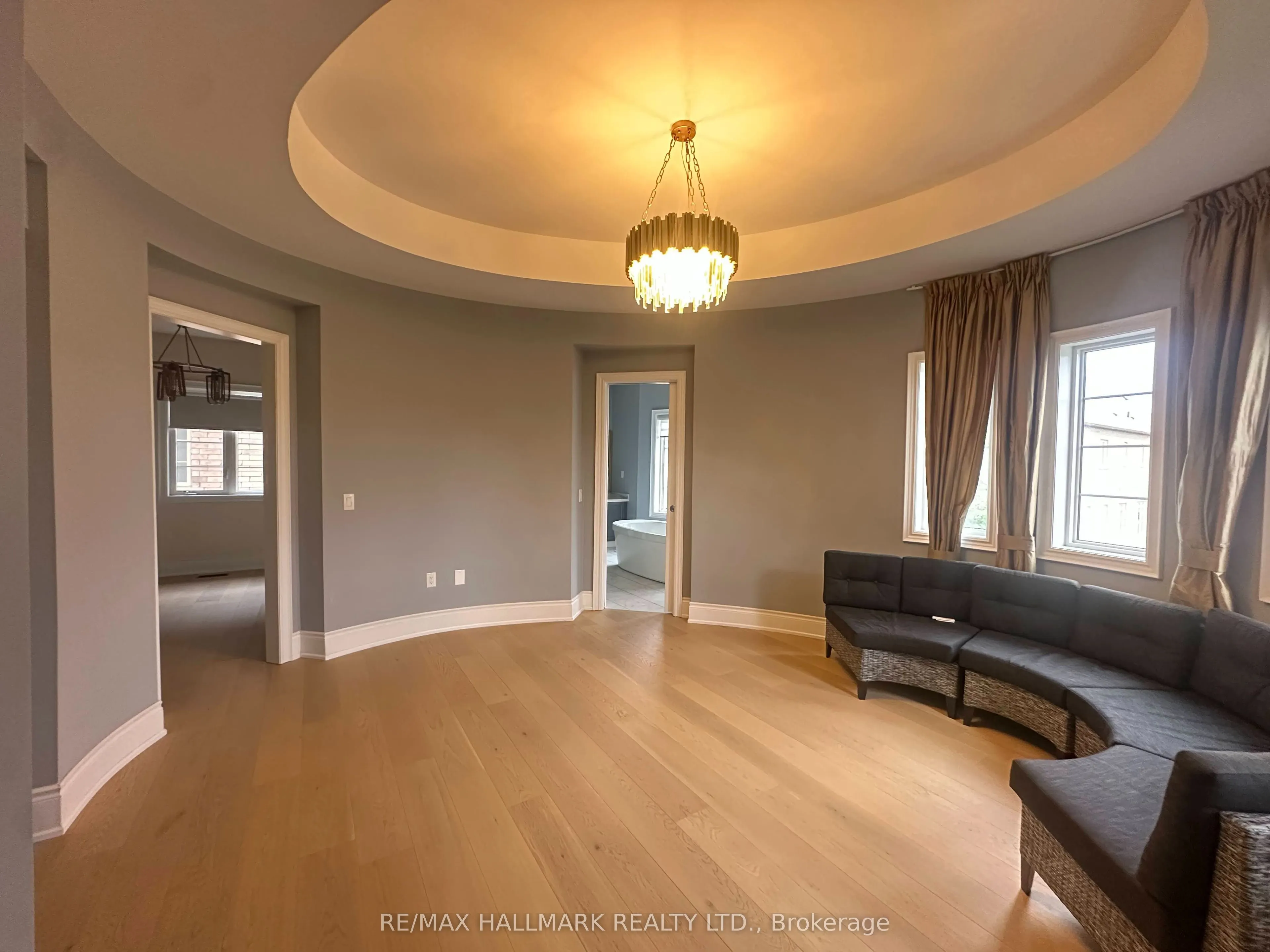 41 Glen Abbey Trail