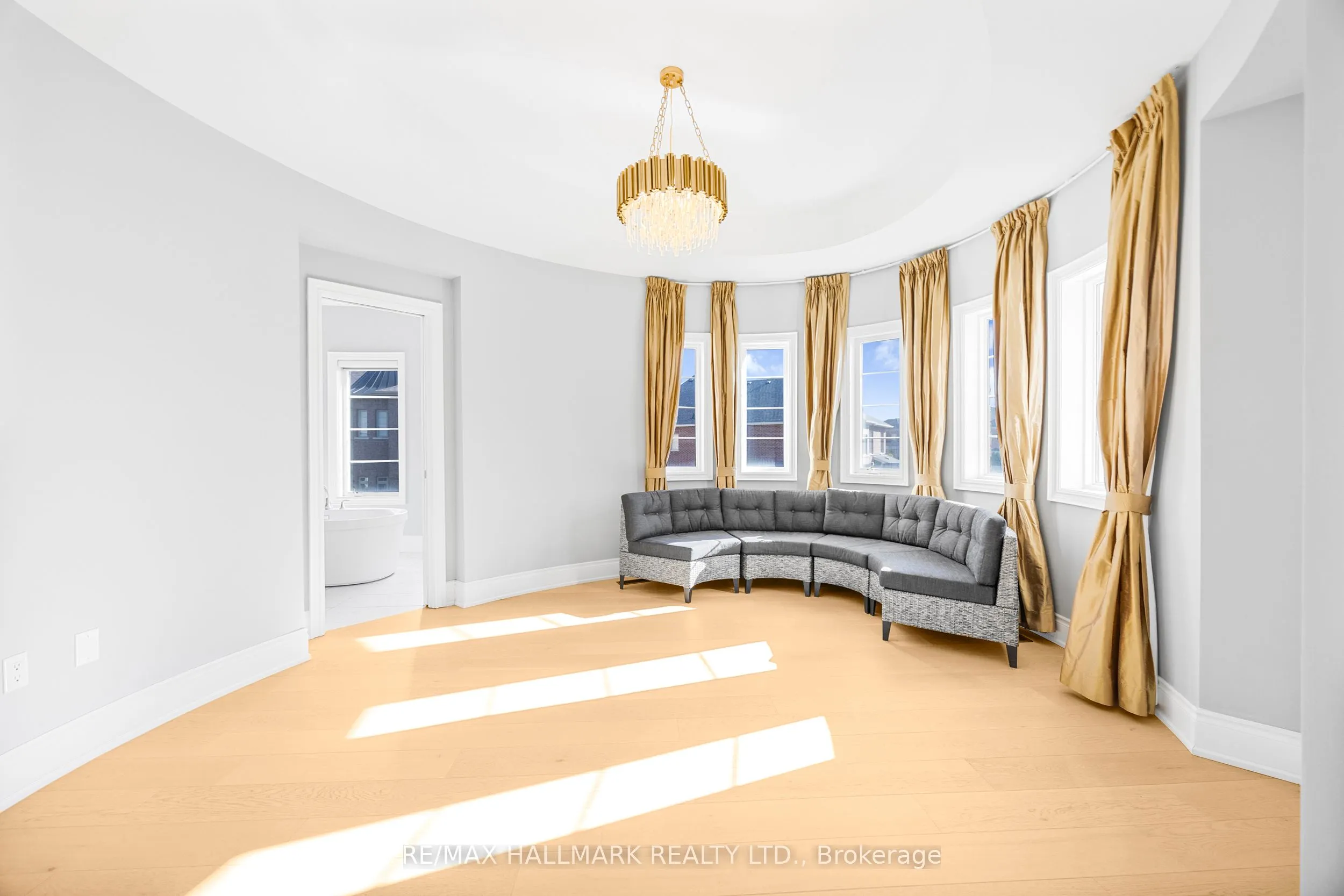 41 Glen Abbey Trail