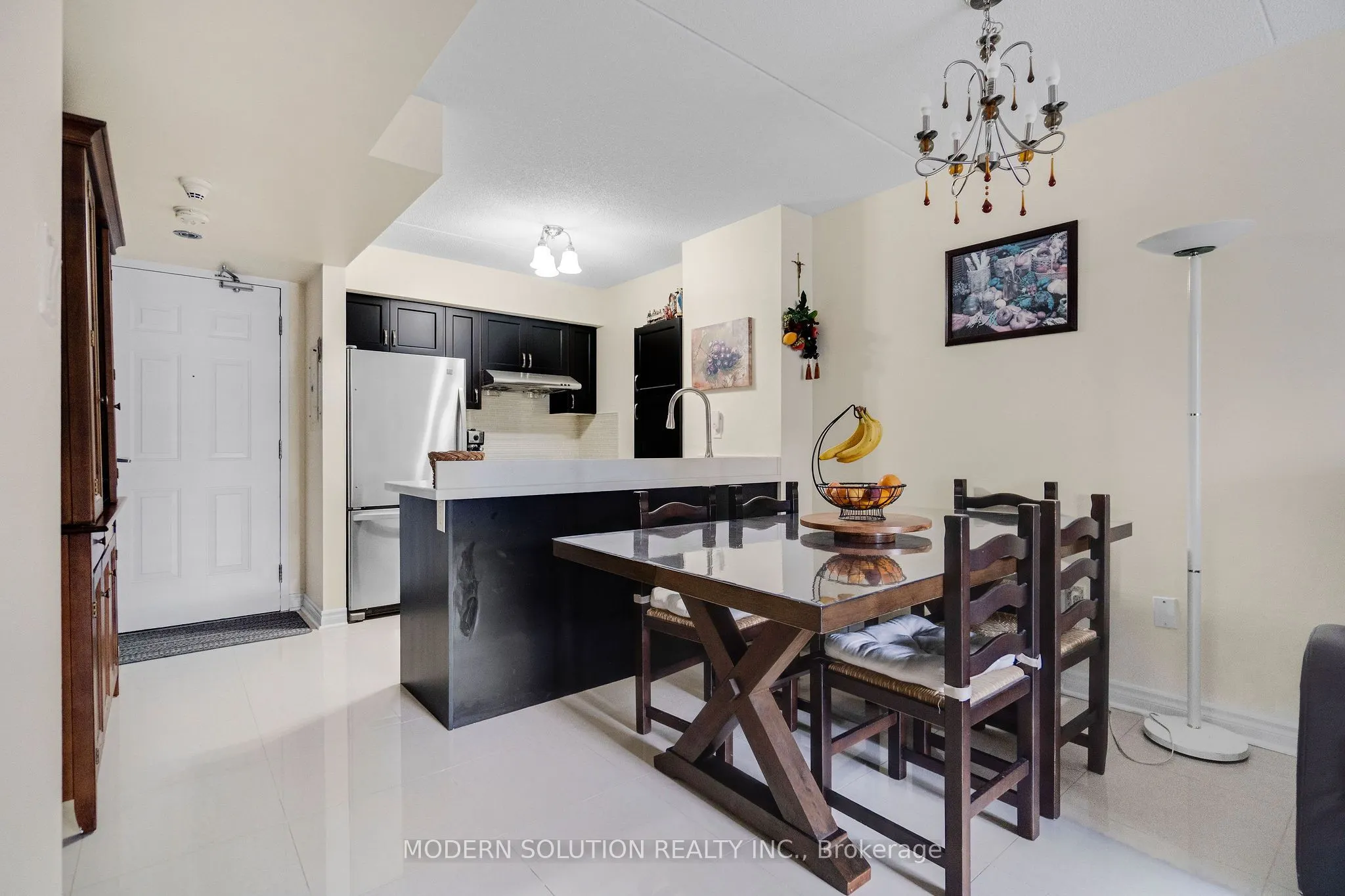 250 Pine Grove Drive, #102