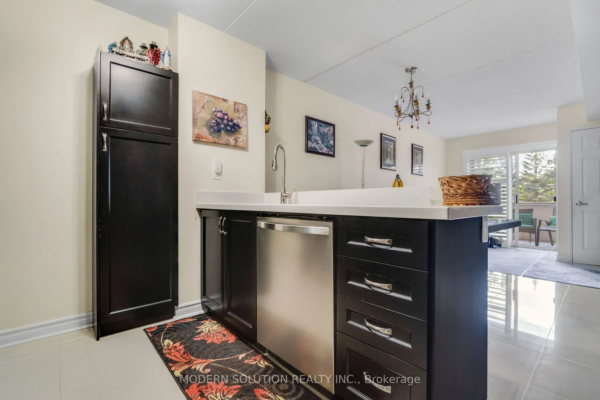 250 Pine Grove Drive, #102