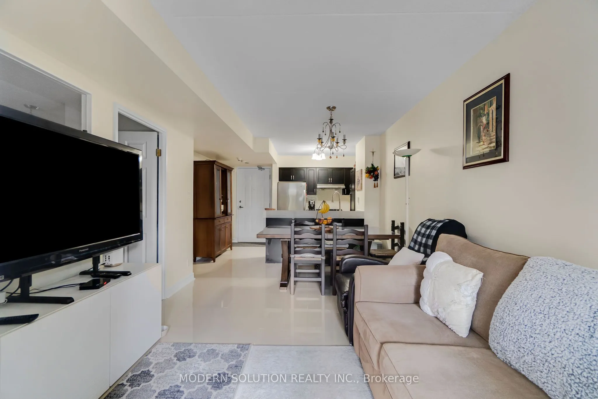 250 Pine Grove Drive, #102