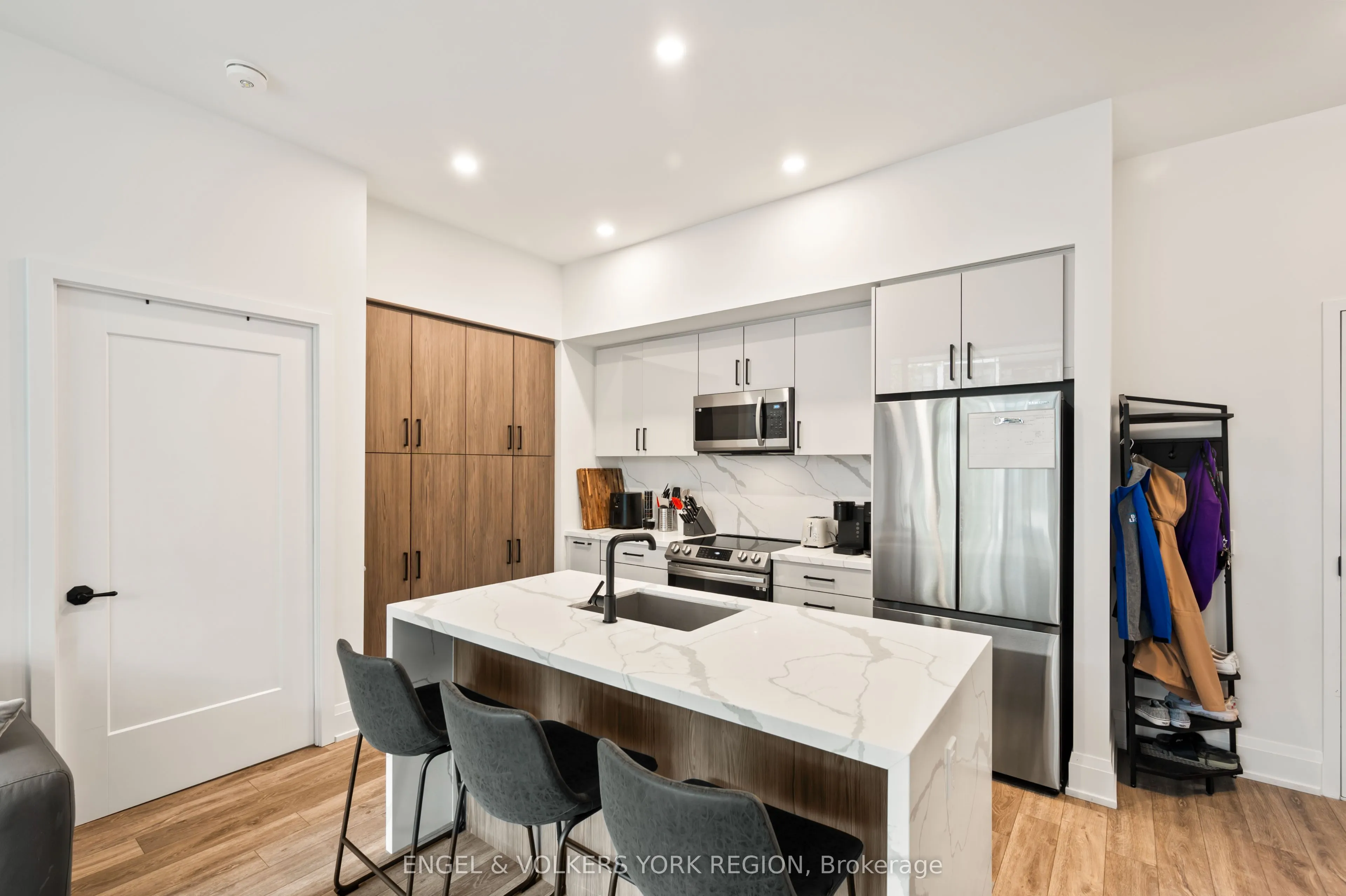 415 Sea Ray Avenue, #128