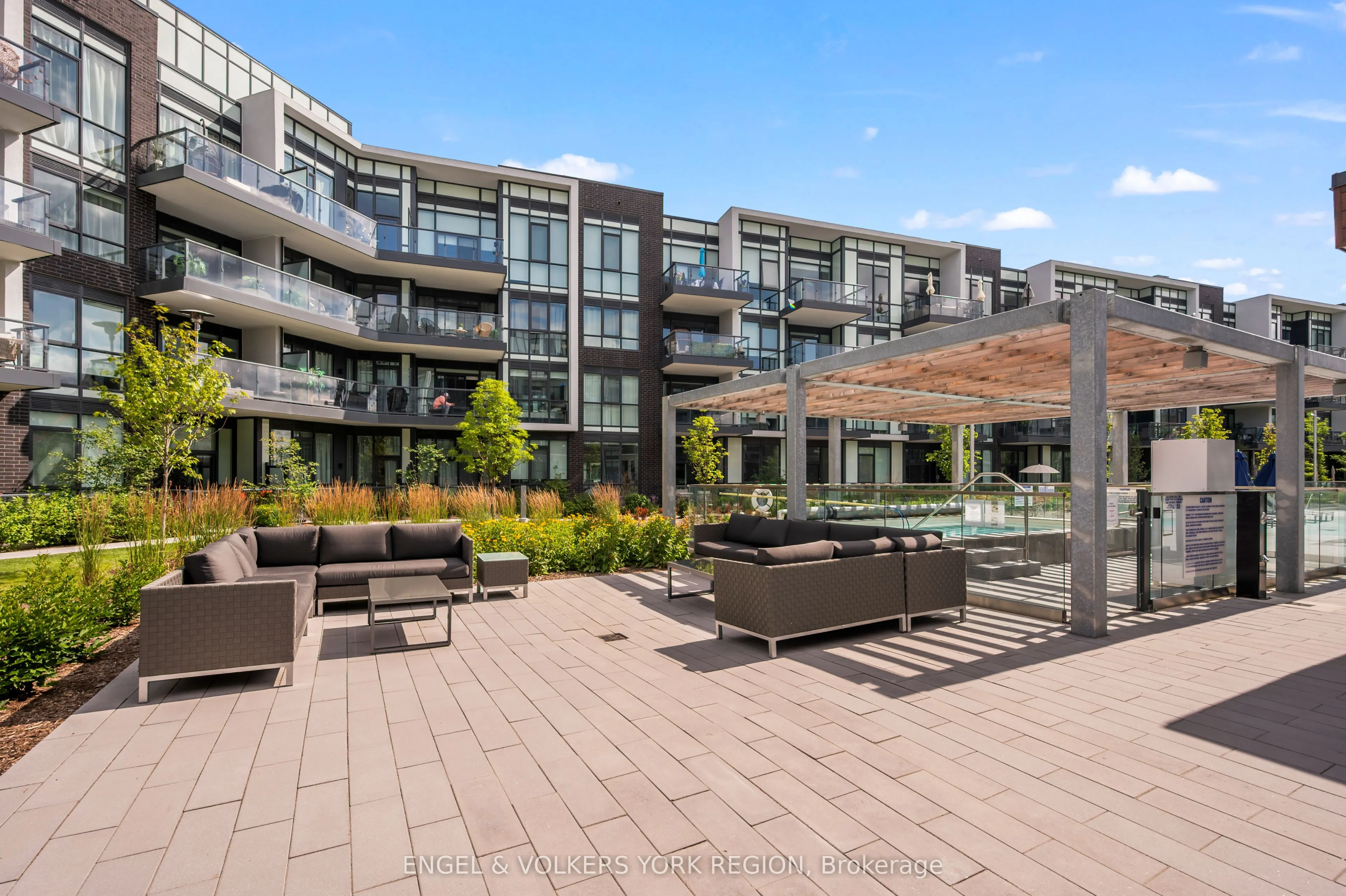 415 Sea Ray Avenue, #128