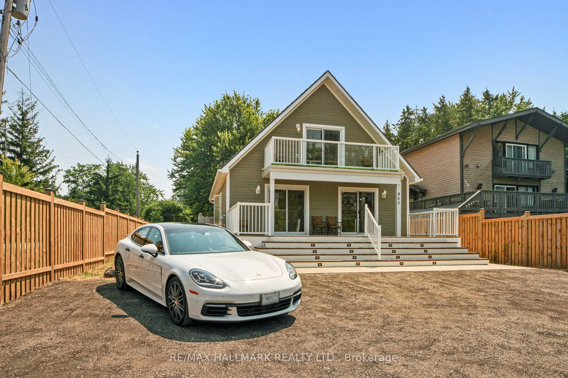 941 Lake Drive N