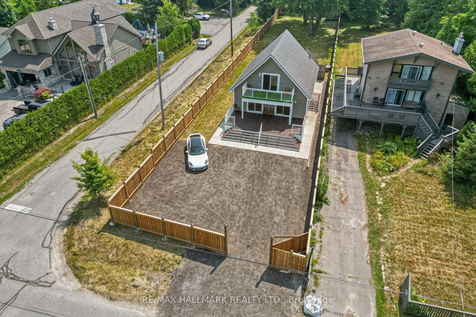 941 Lake Drive N
