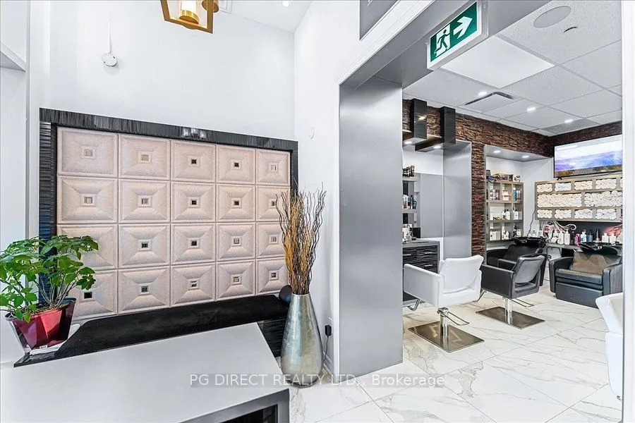 9610 Yonge Street, #A8