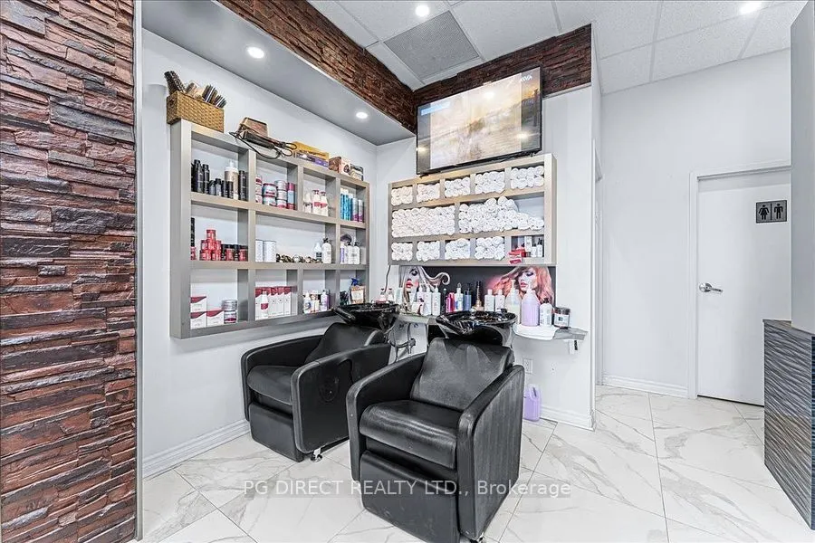 9610 Yonge Street, #A8