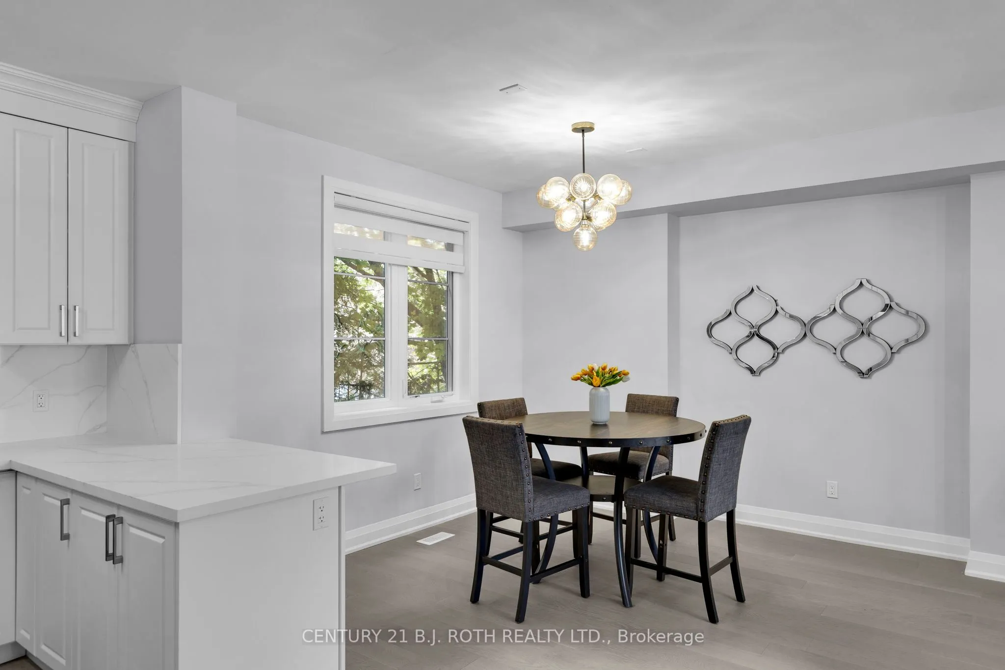 260 Eagle Street, #23