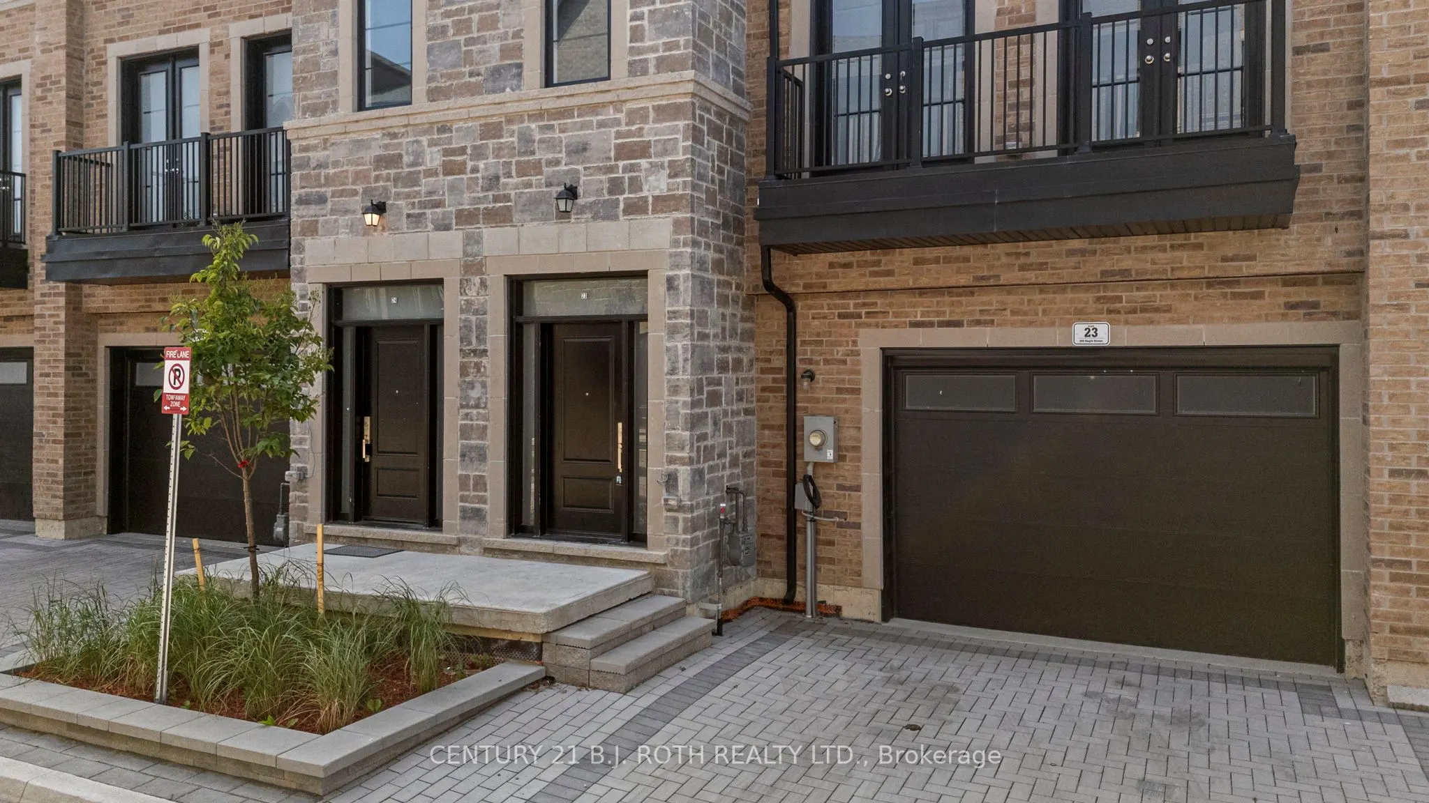 260 Eagle Street, #23