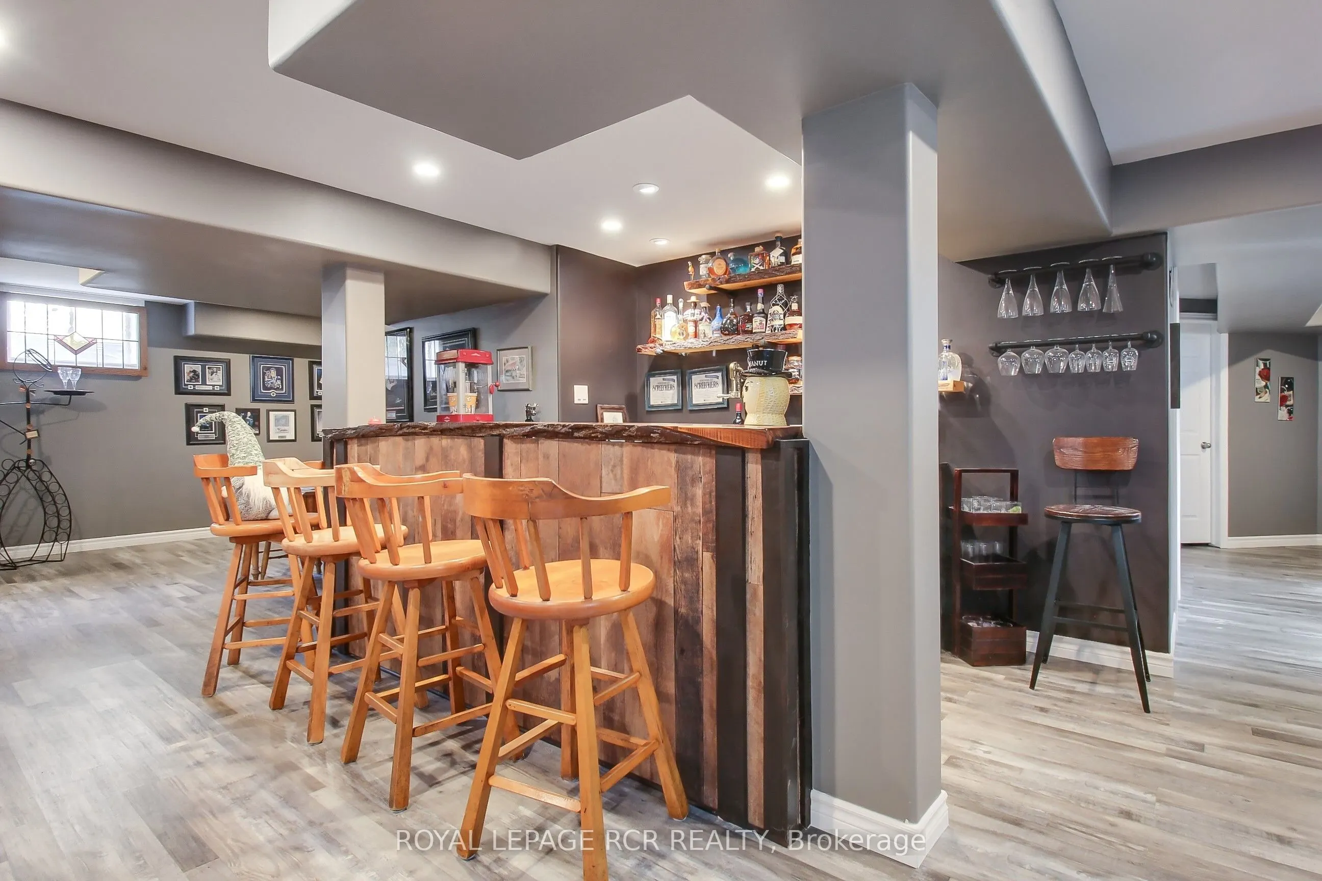 1047 Nantyr Drive