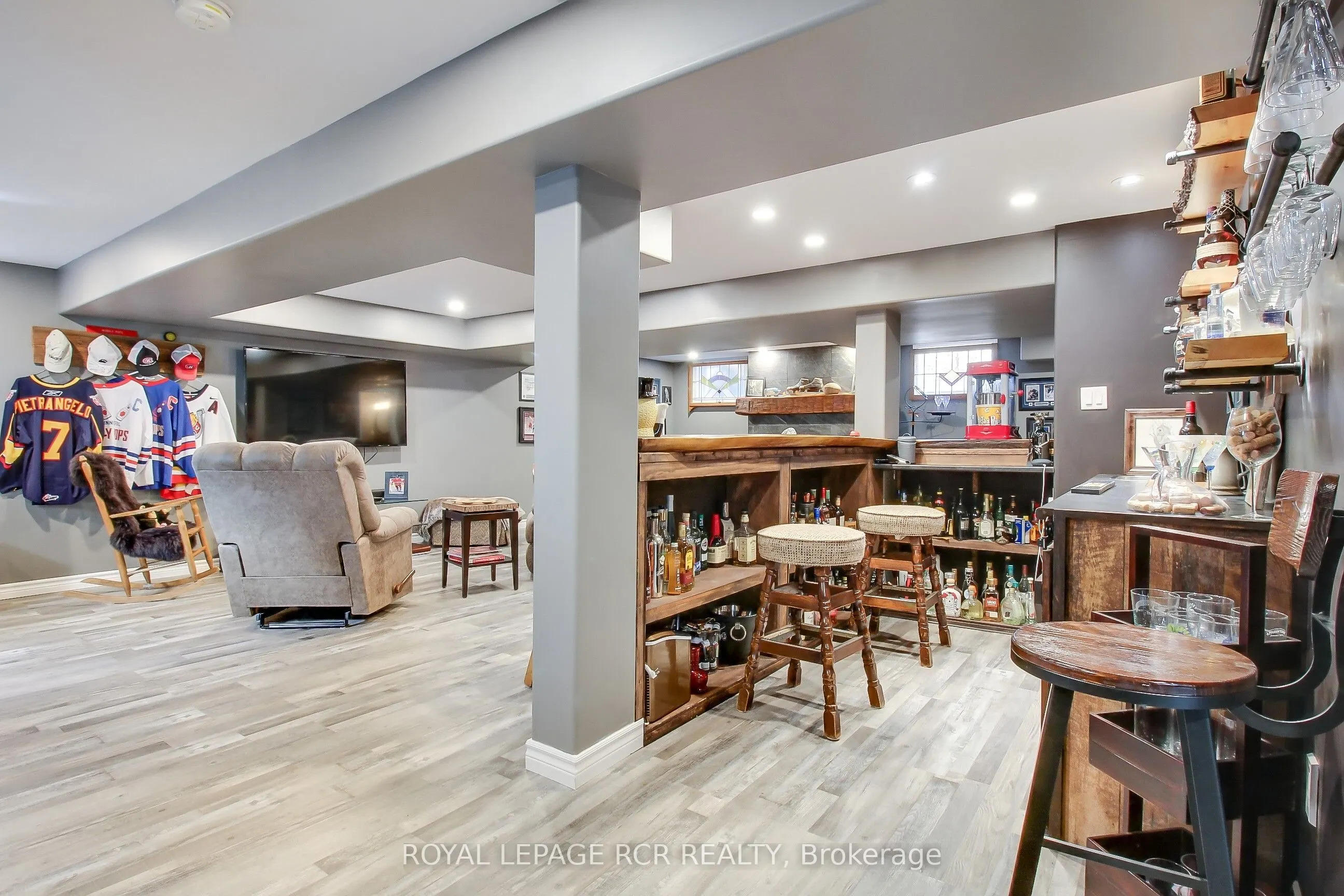 1047 Nantyr Drive