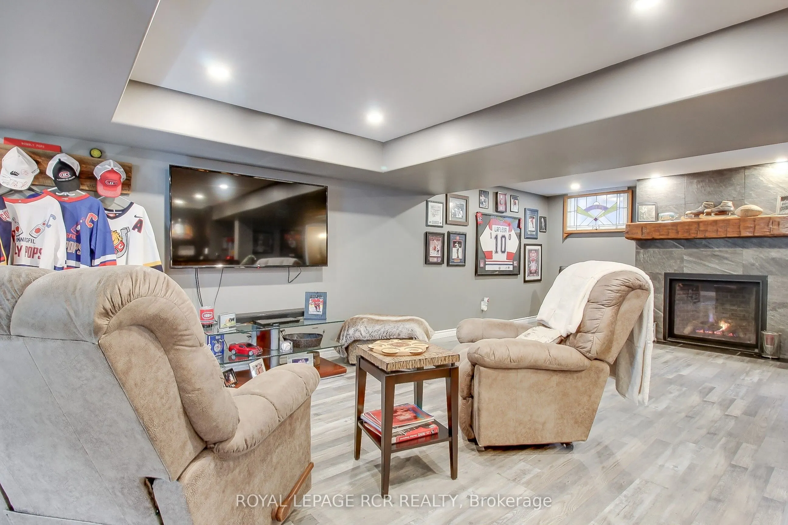 1047 Nantyr Drive