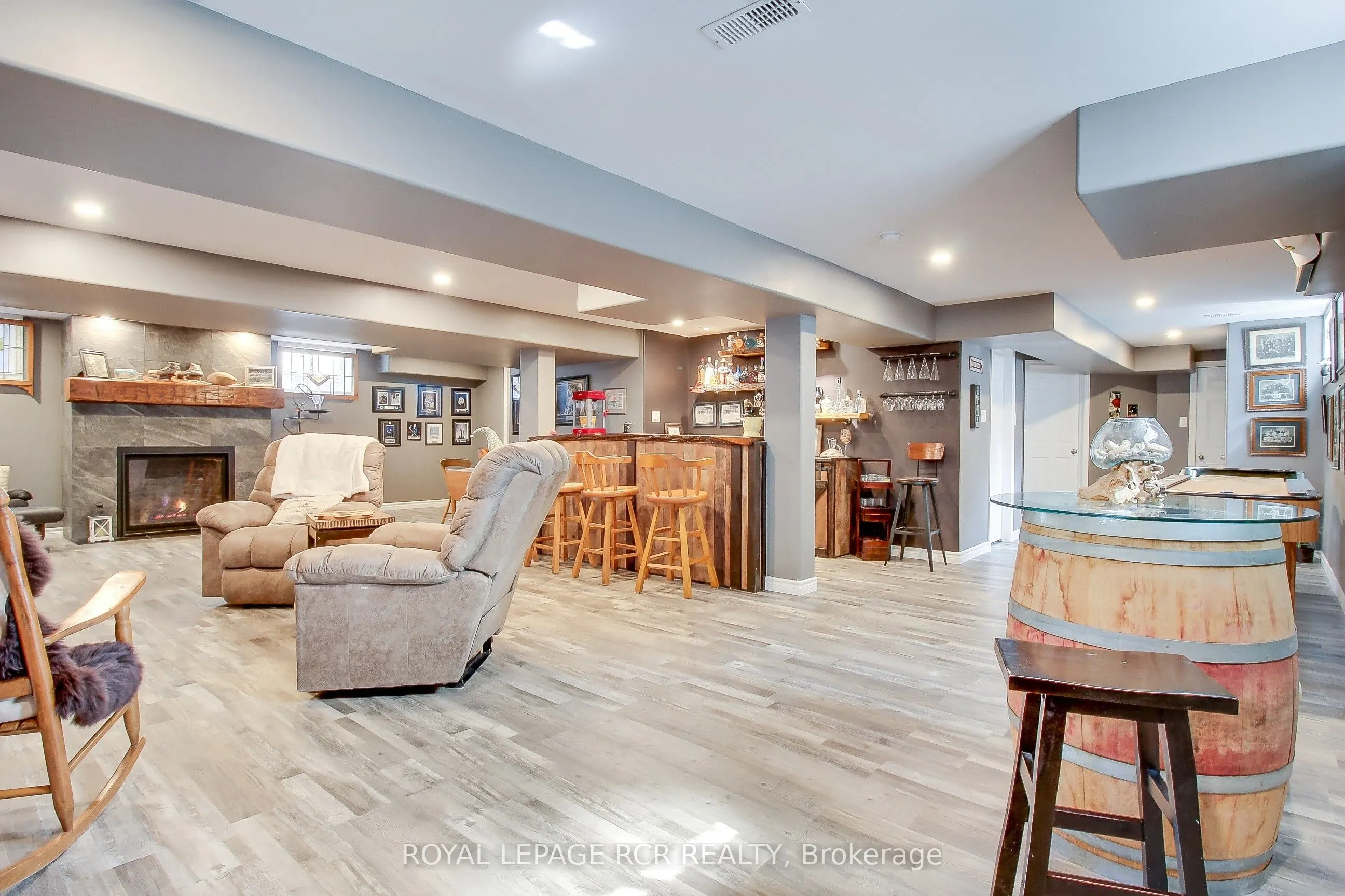 1047 Nantyr Drive