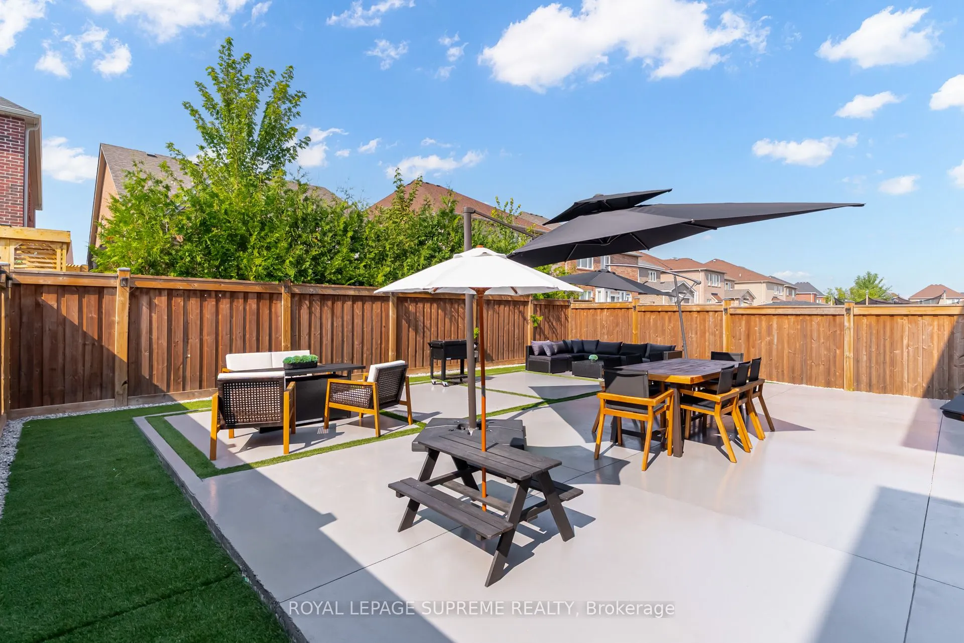 274 Blue Dasher Boulevard