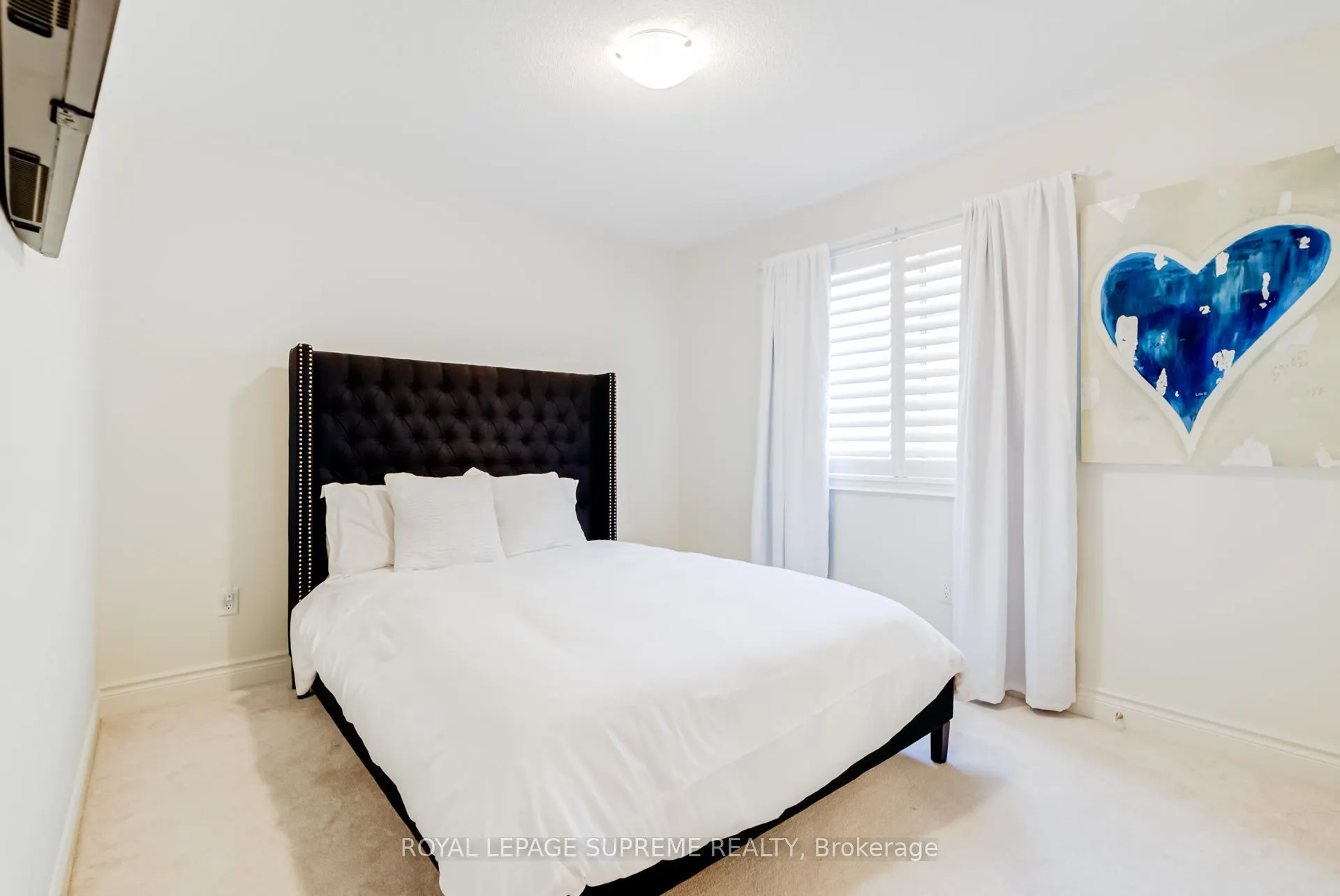 274 Blue Dasher Boulevard