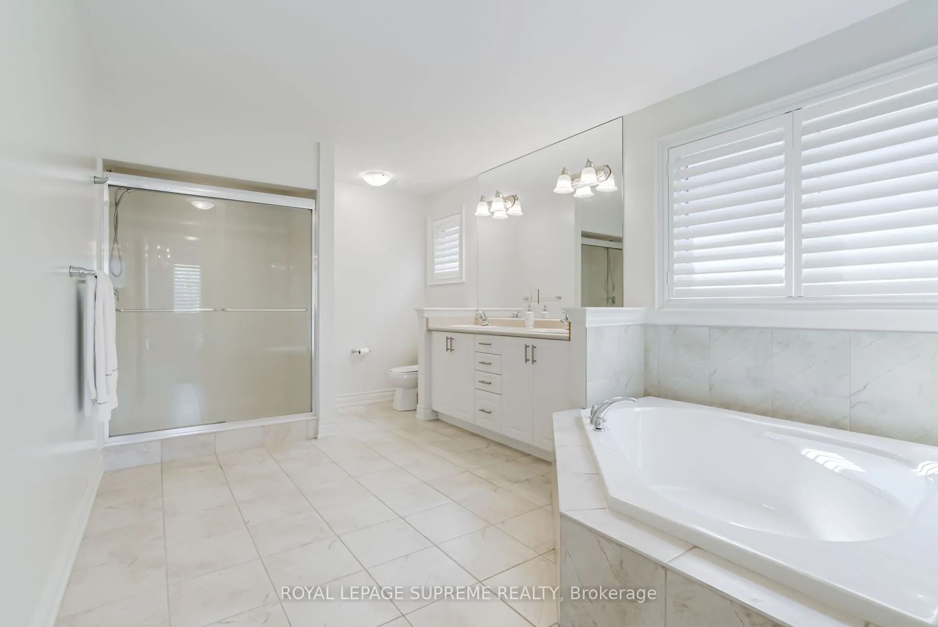 274 Blue Dasher Boulevard
