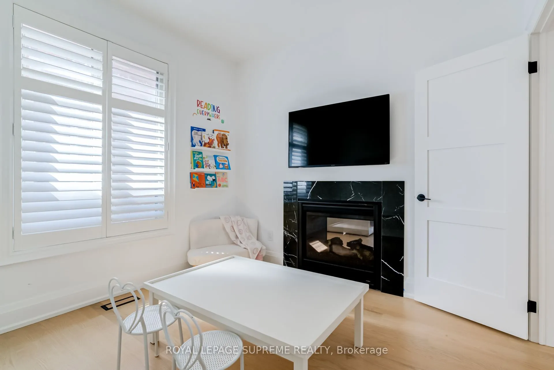 274 Blue Dasher Boulevard