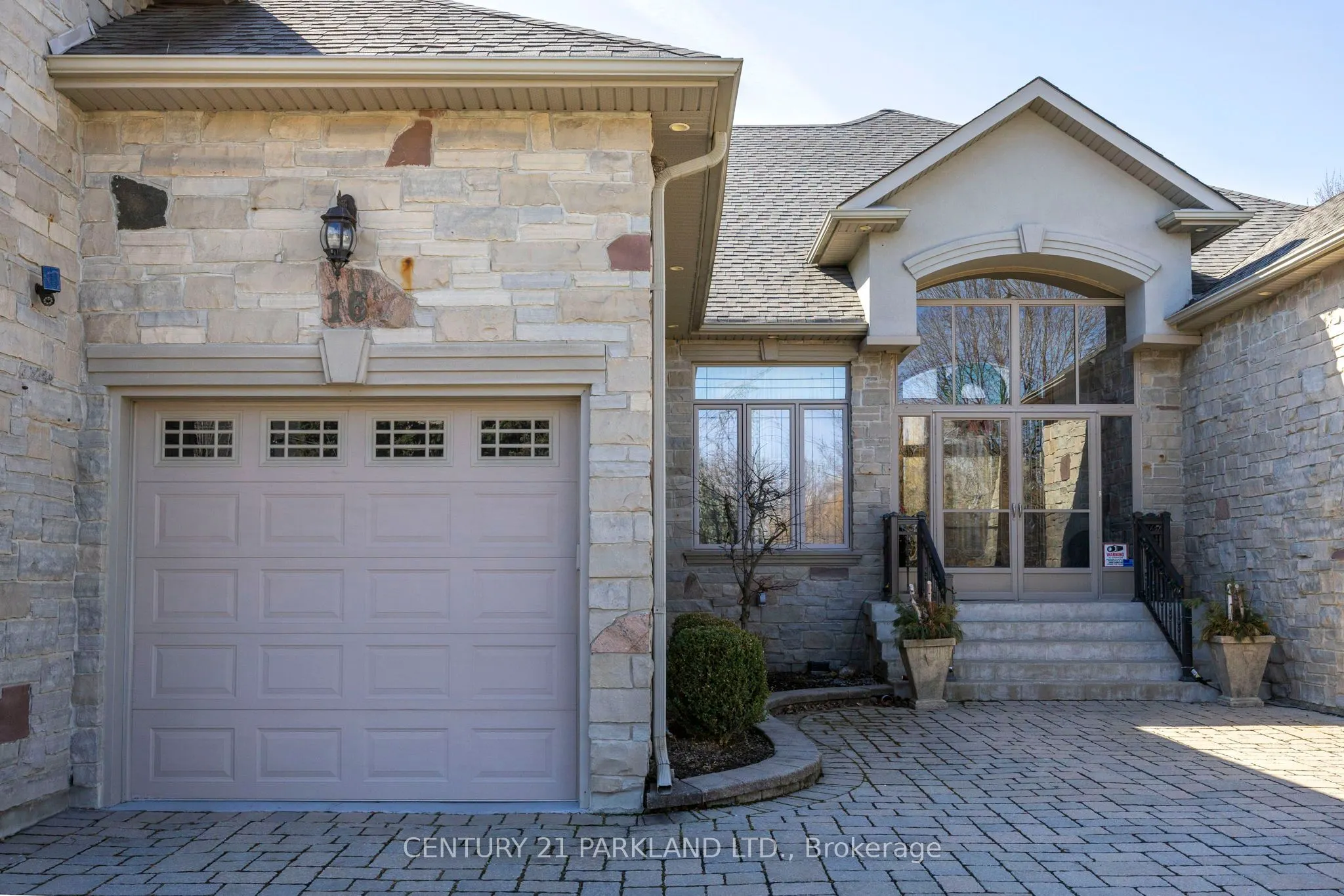 16 Boyle Drive