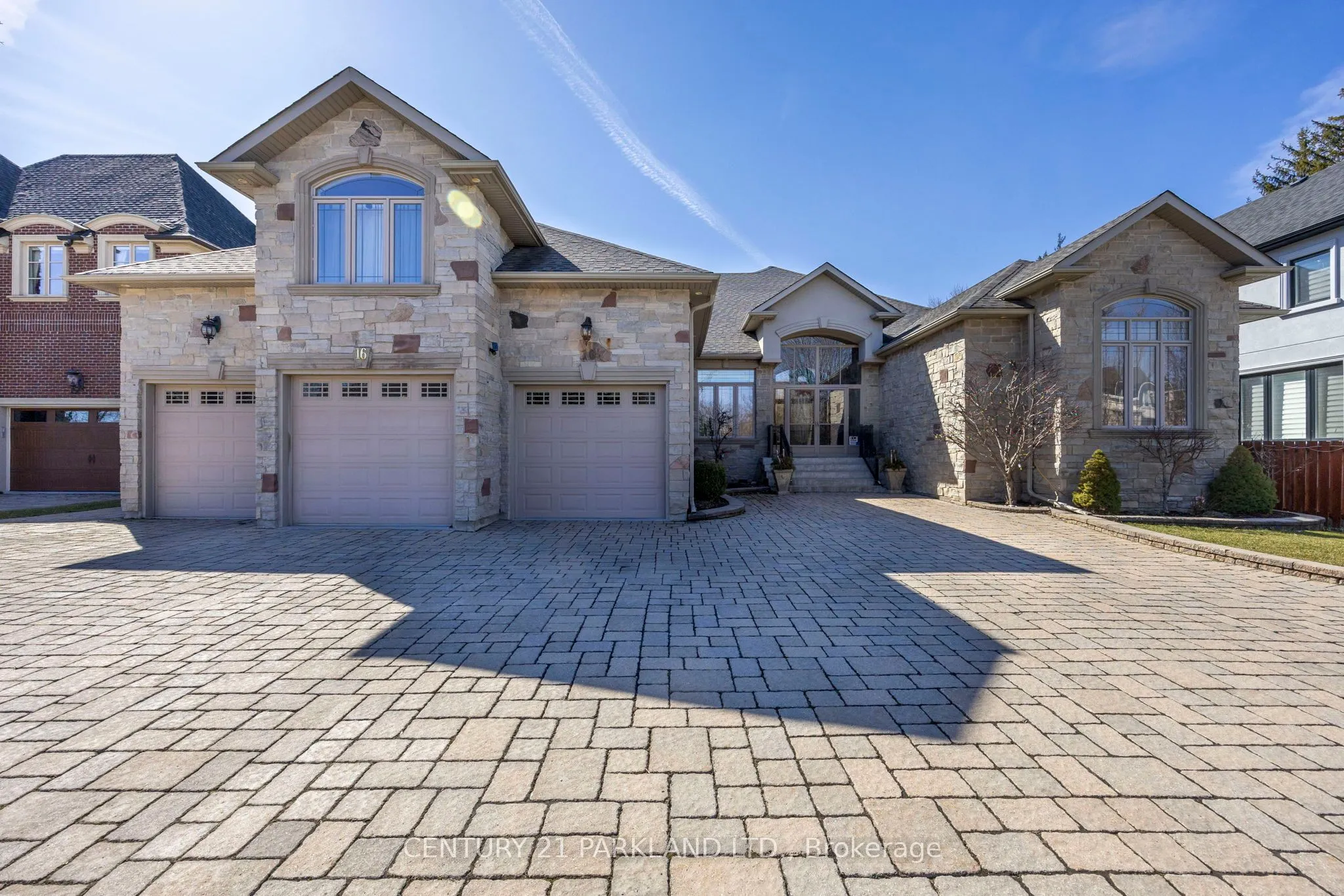 16 Boyle Drive