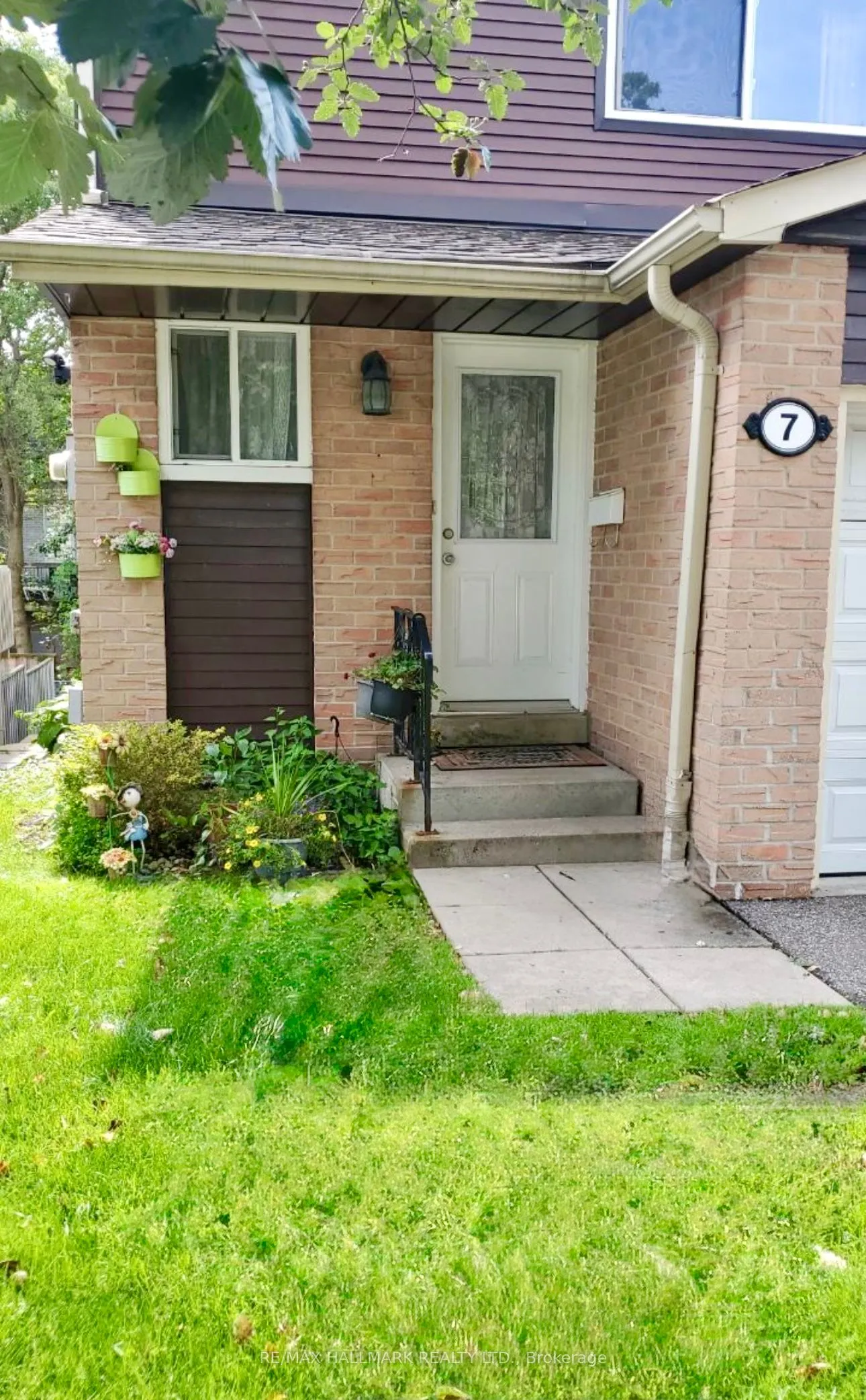 7 New Havens Way, #45