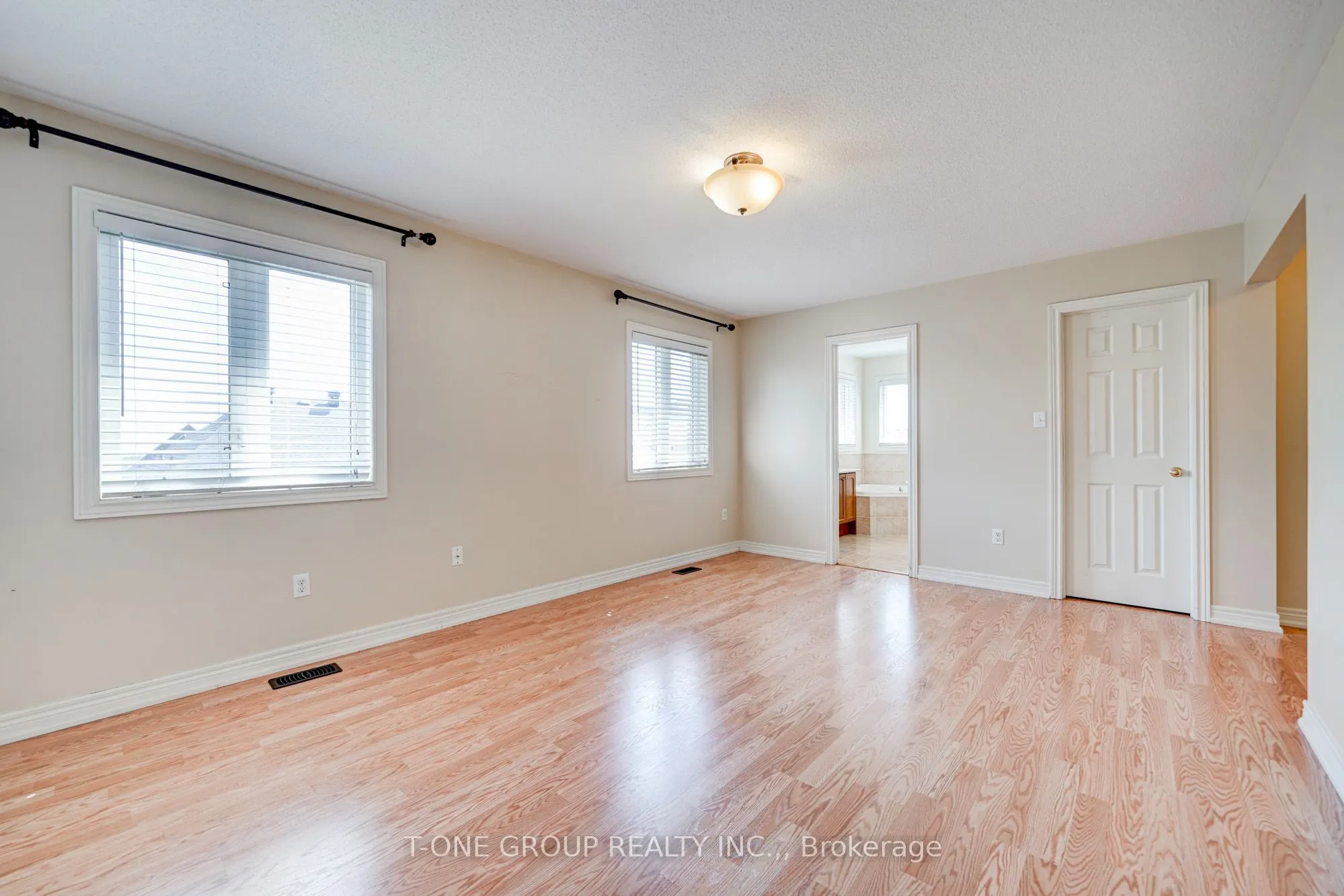81 Estrella Crescent