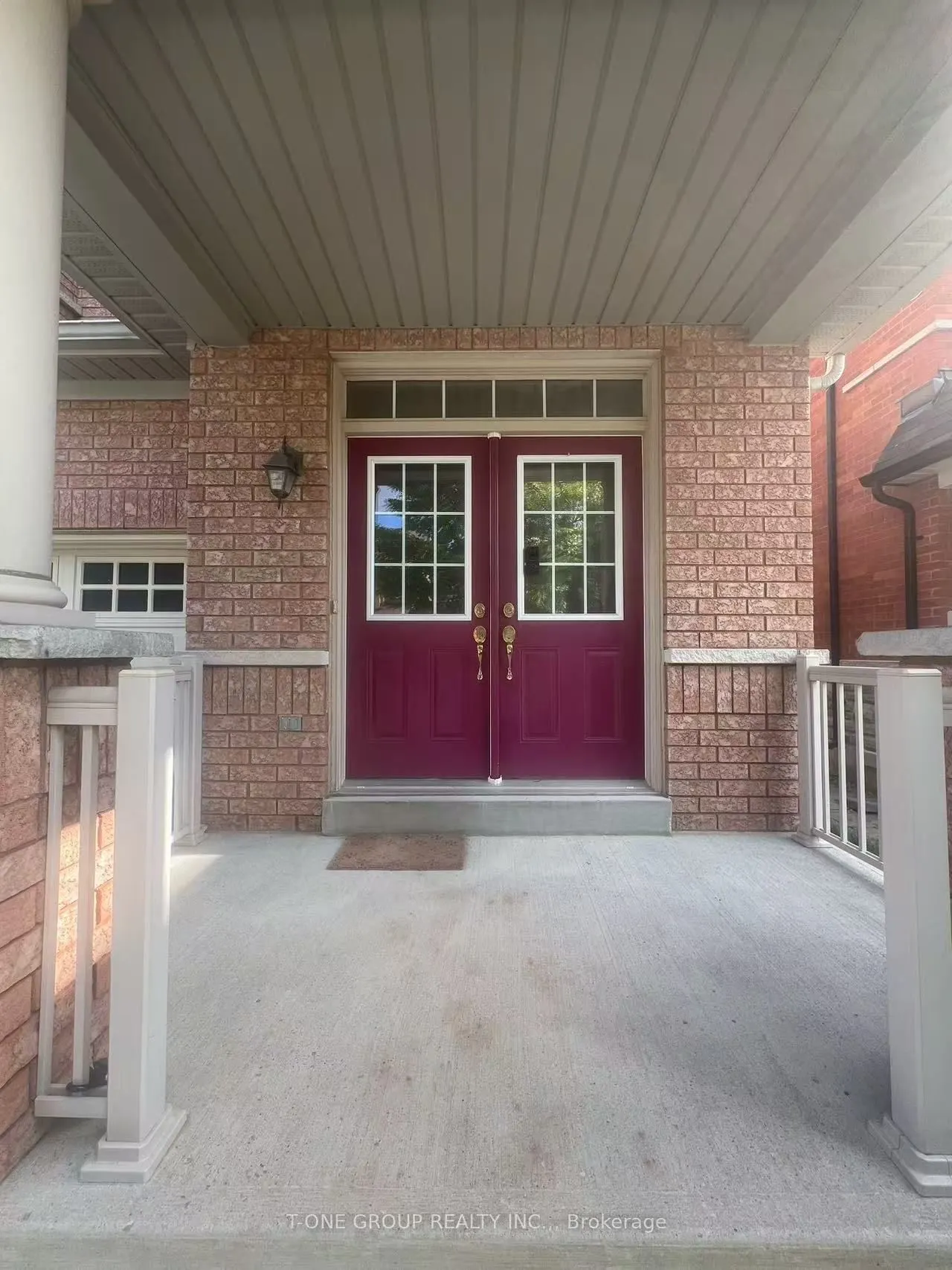 81 Estrella Crescent