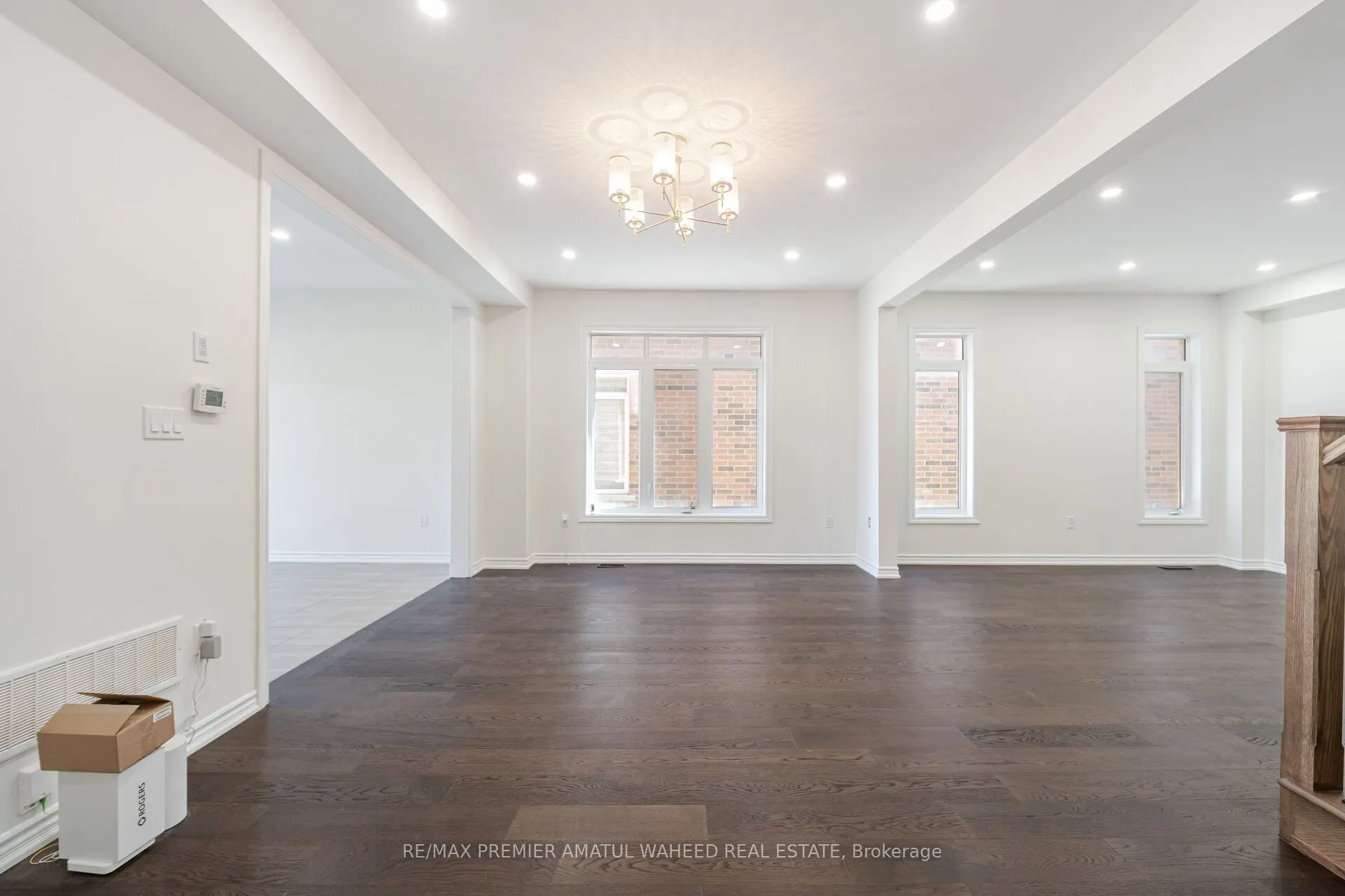 17 Ferragine Crescent