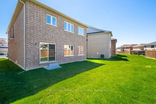 14 Mac Campbell Way