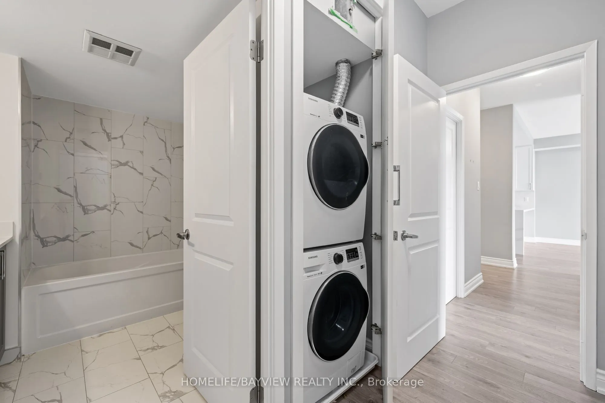 309 Major Mackenzie Drive E, #1013