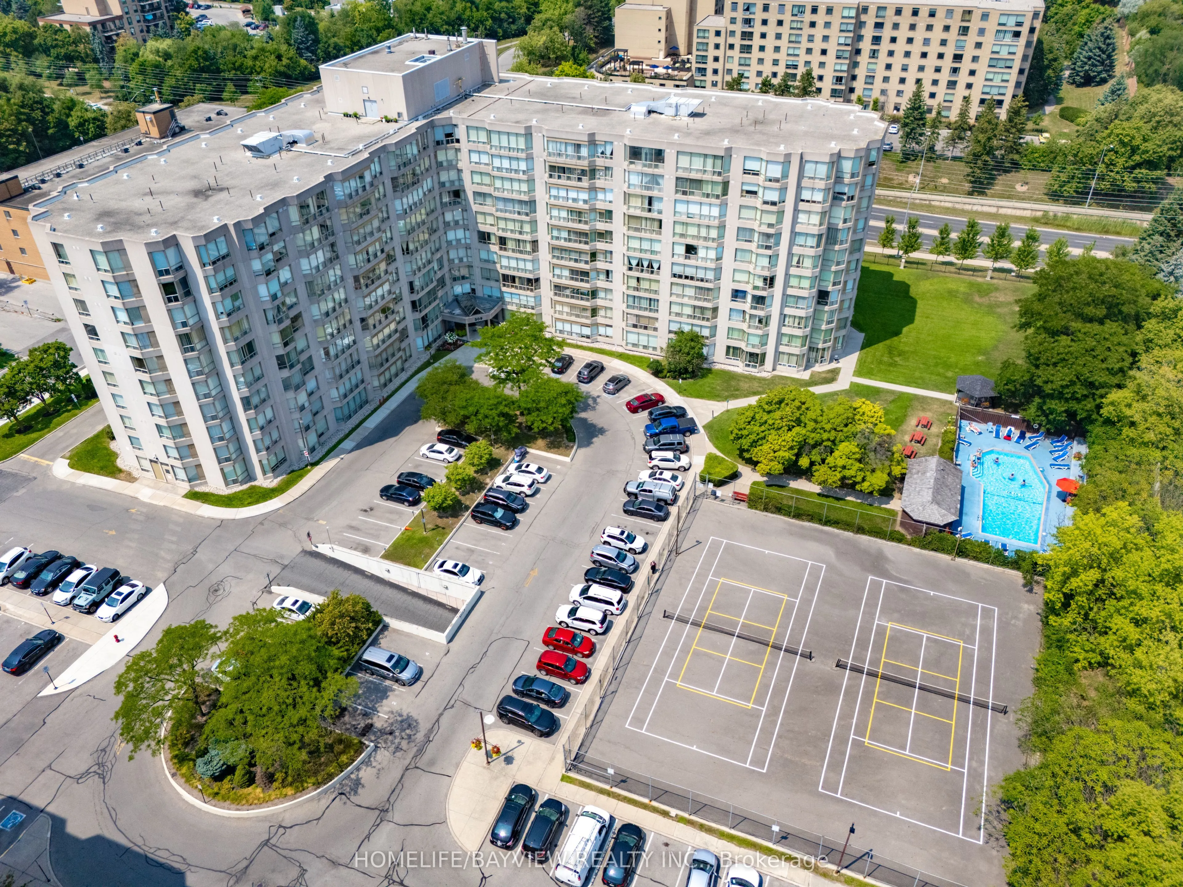 309 Major Mackenzie Drive E, #1013