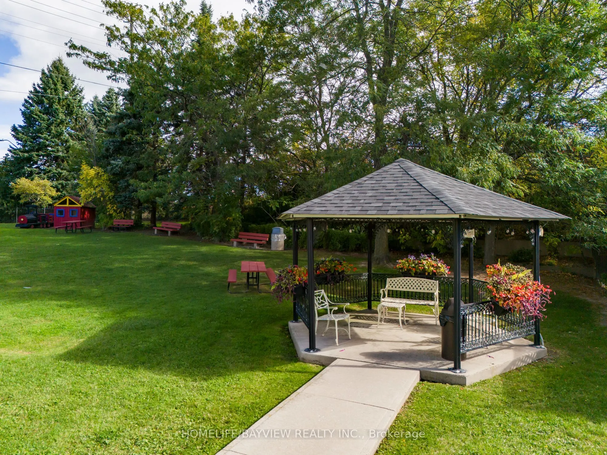 309 Major Mackenzie Drive E, #1013