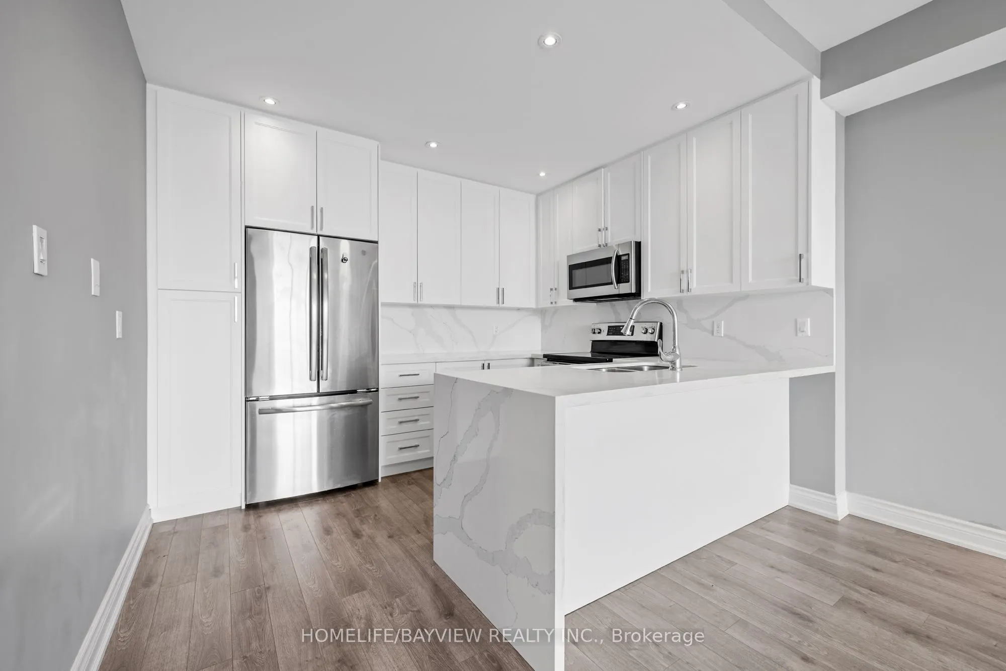 309 Major Mackenzie Drive E, #1013