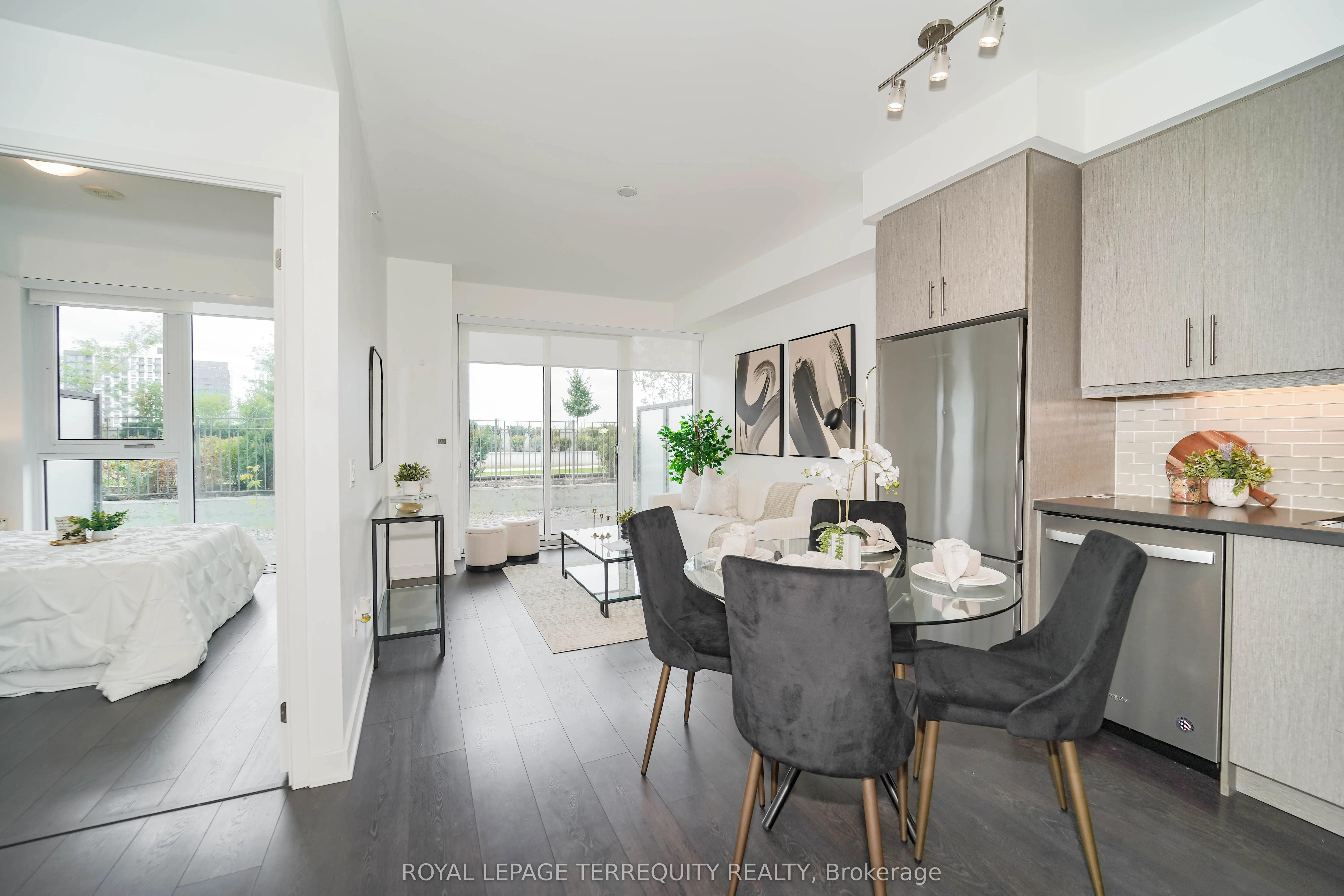 85 Oneida Crescent