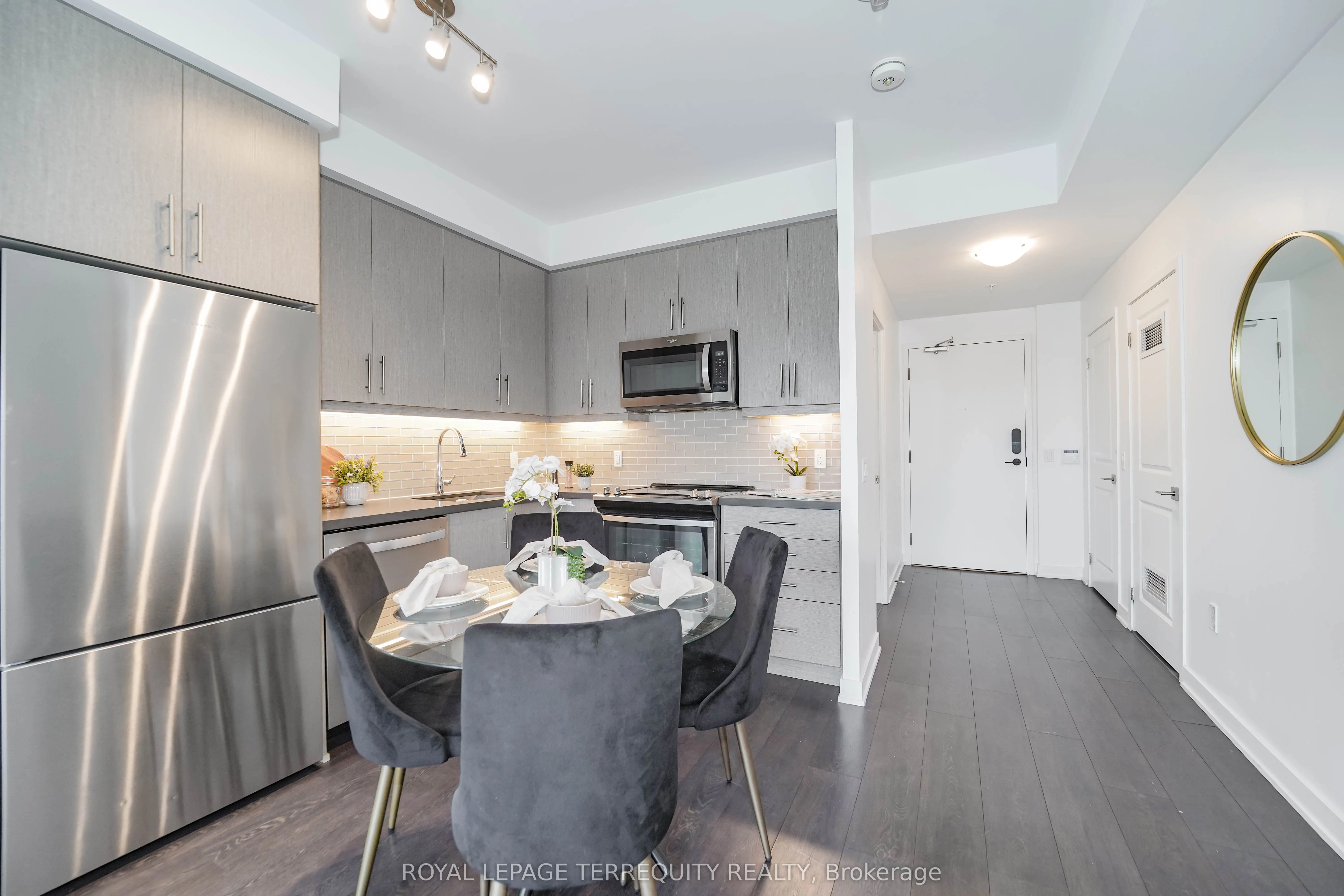 85 Oneida Crescent
