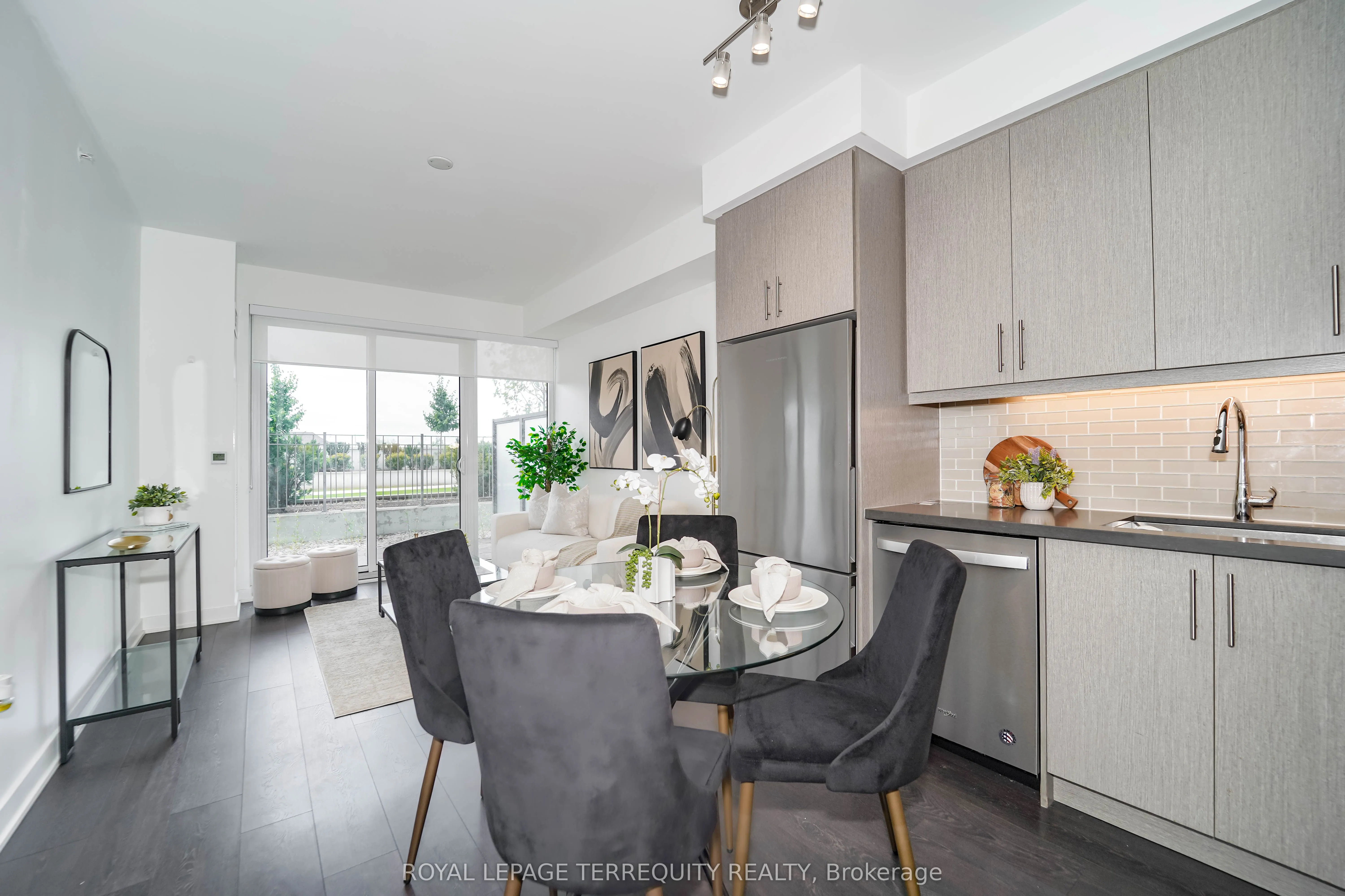 85 Oneida Crescent